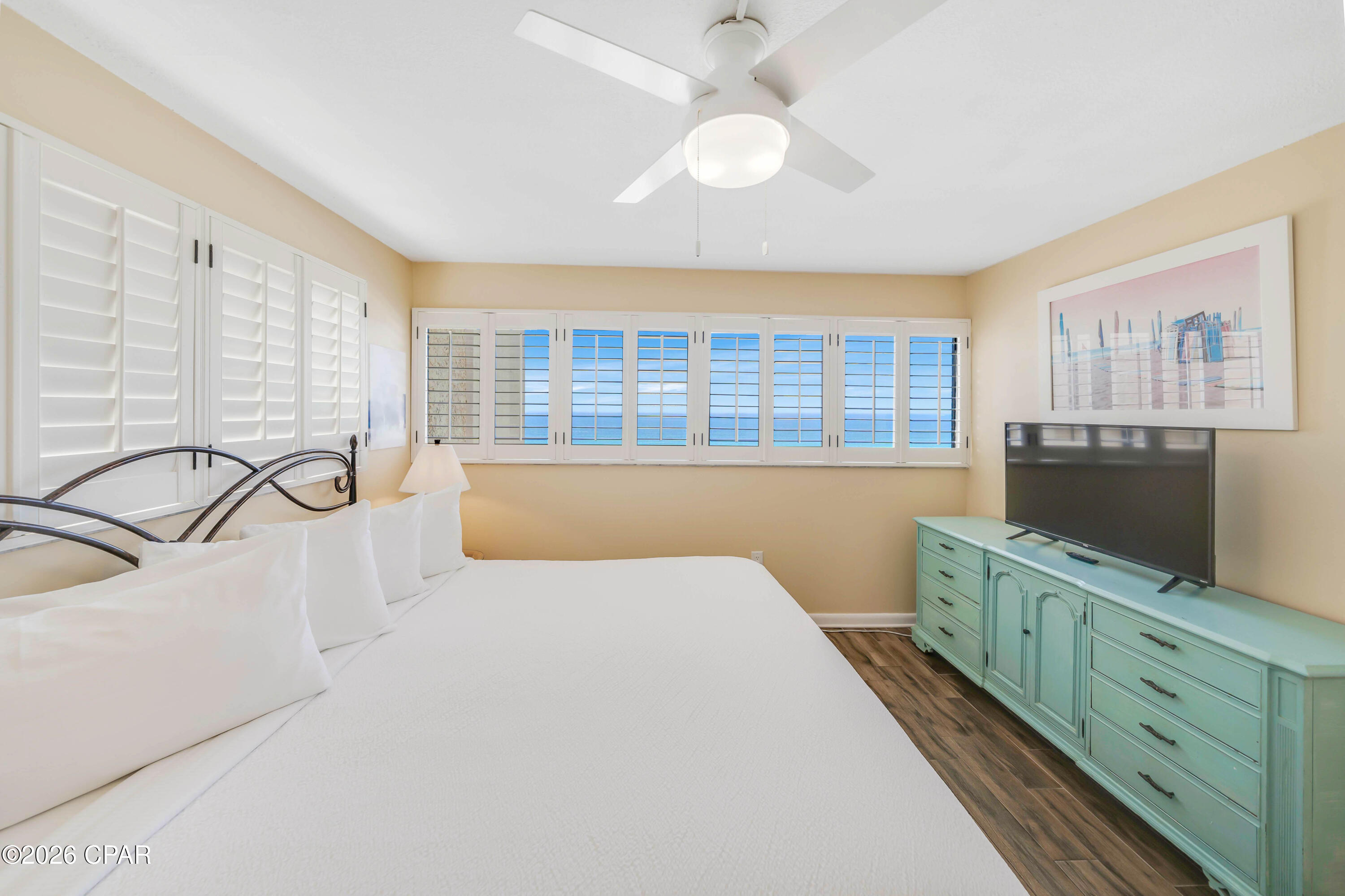 Summerhouse Condo. - Residential
