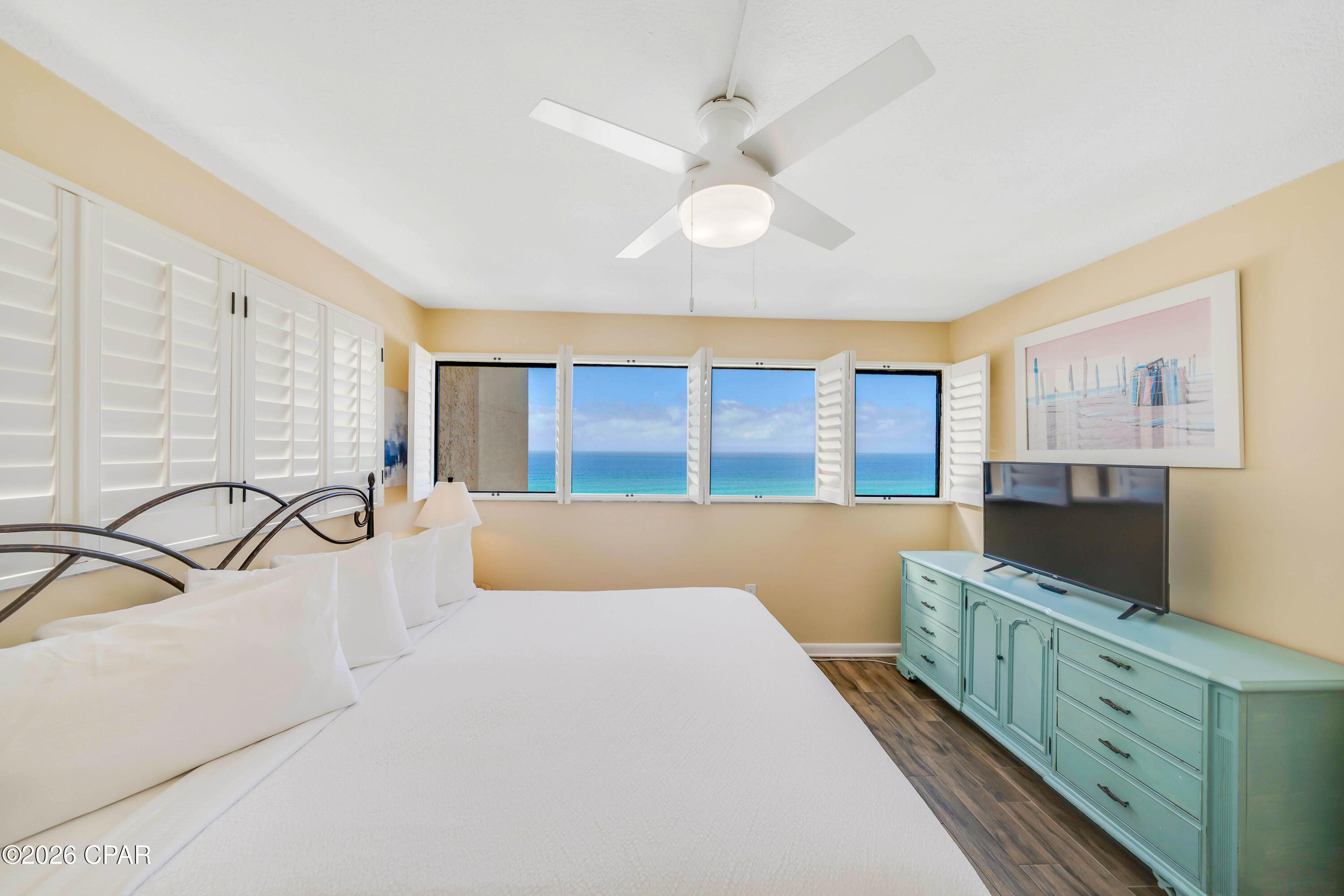 Summerhouse Condo. - Residential
