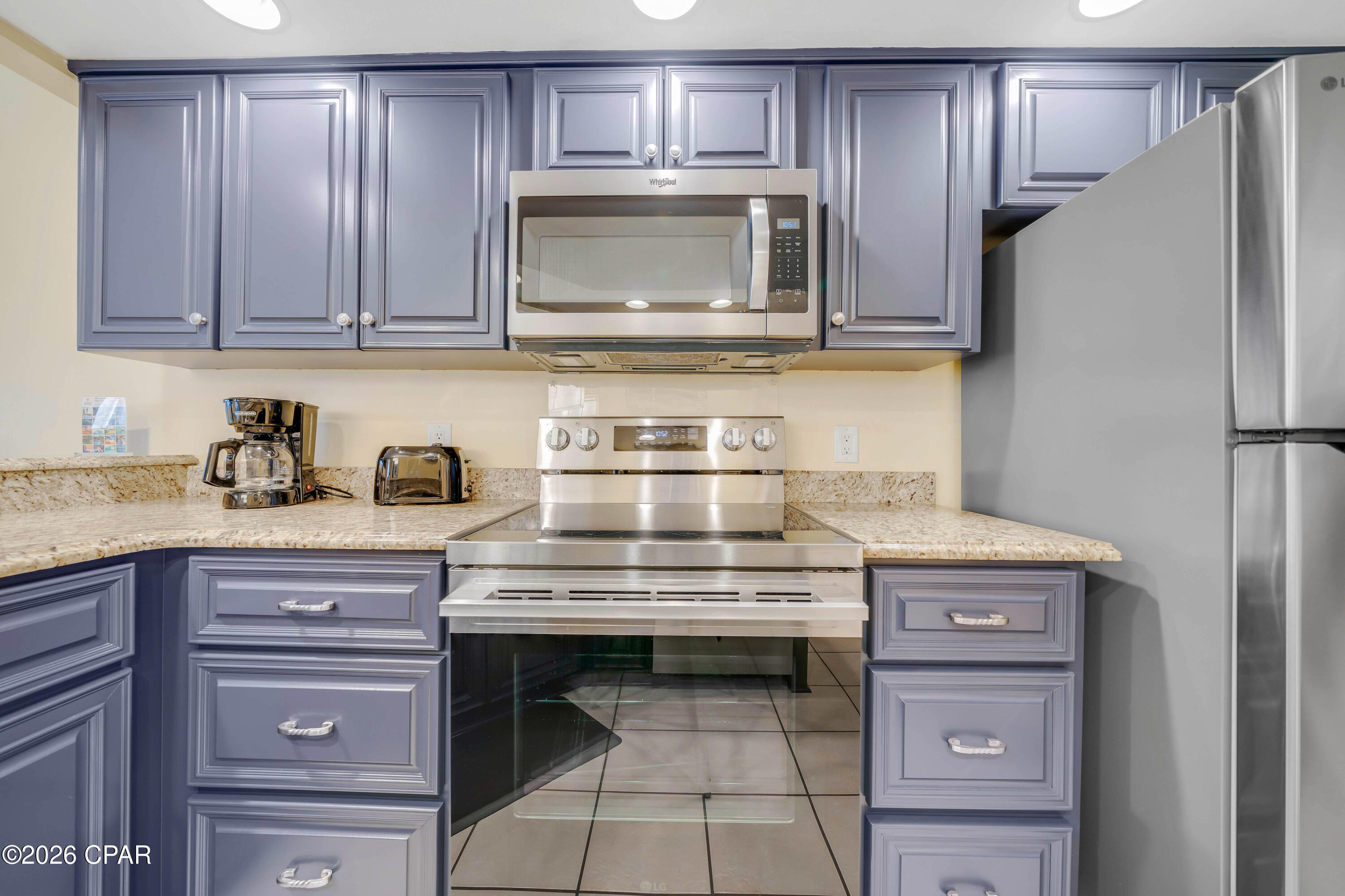 Summerhouse Condo. - Residential