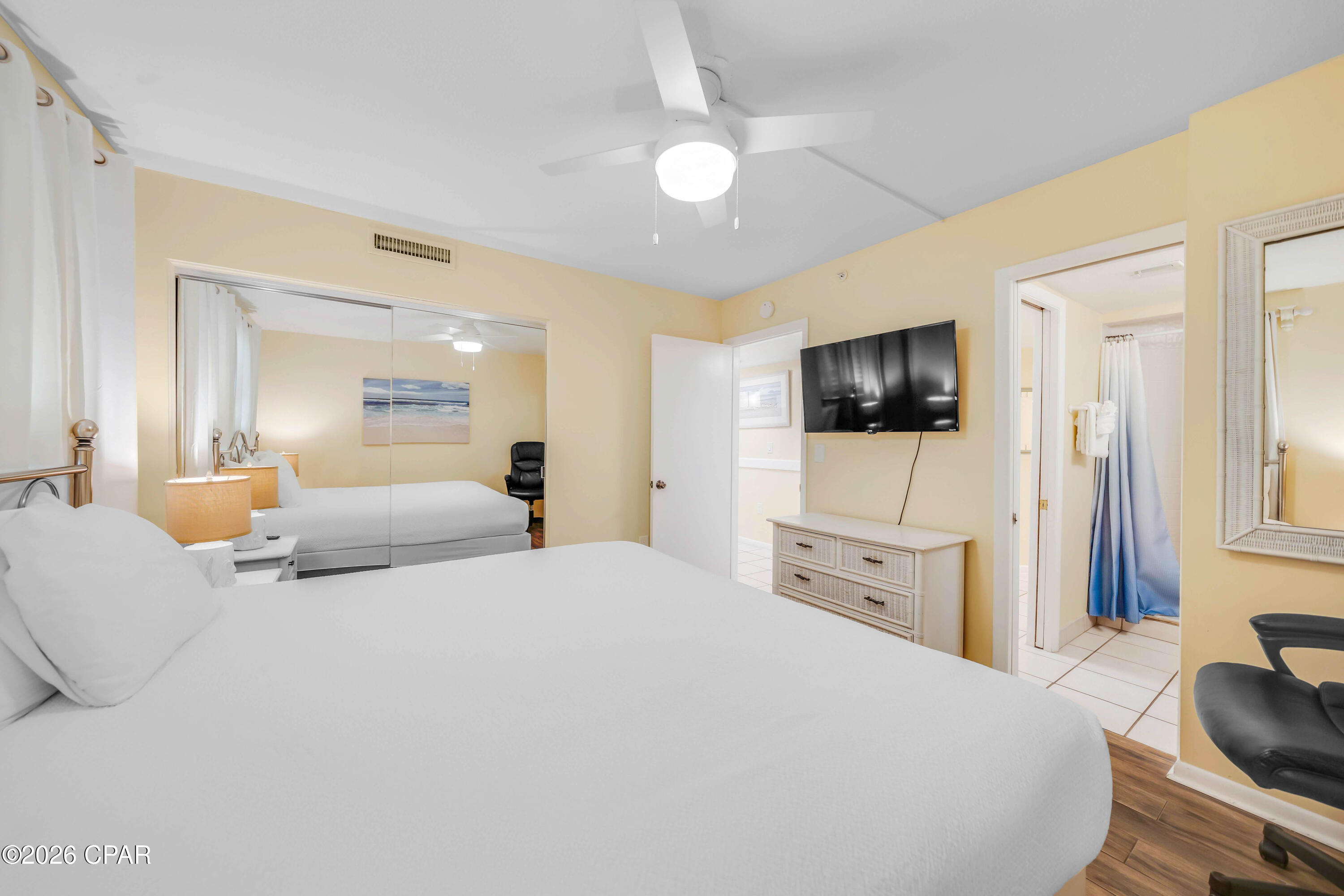 Summerhouse Condo. - Residential