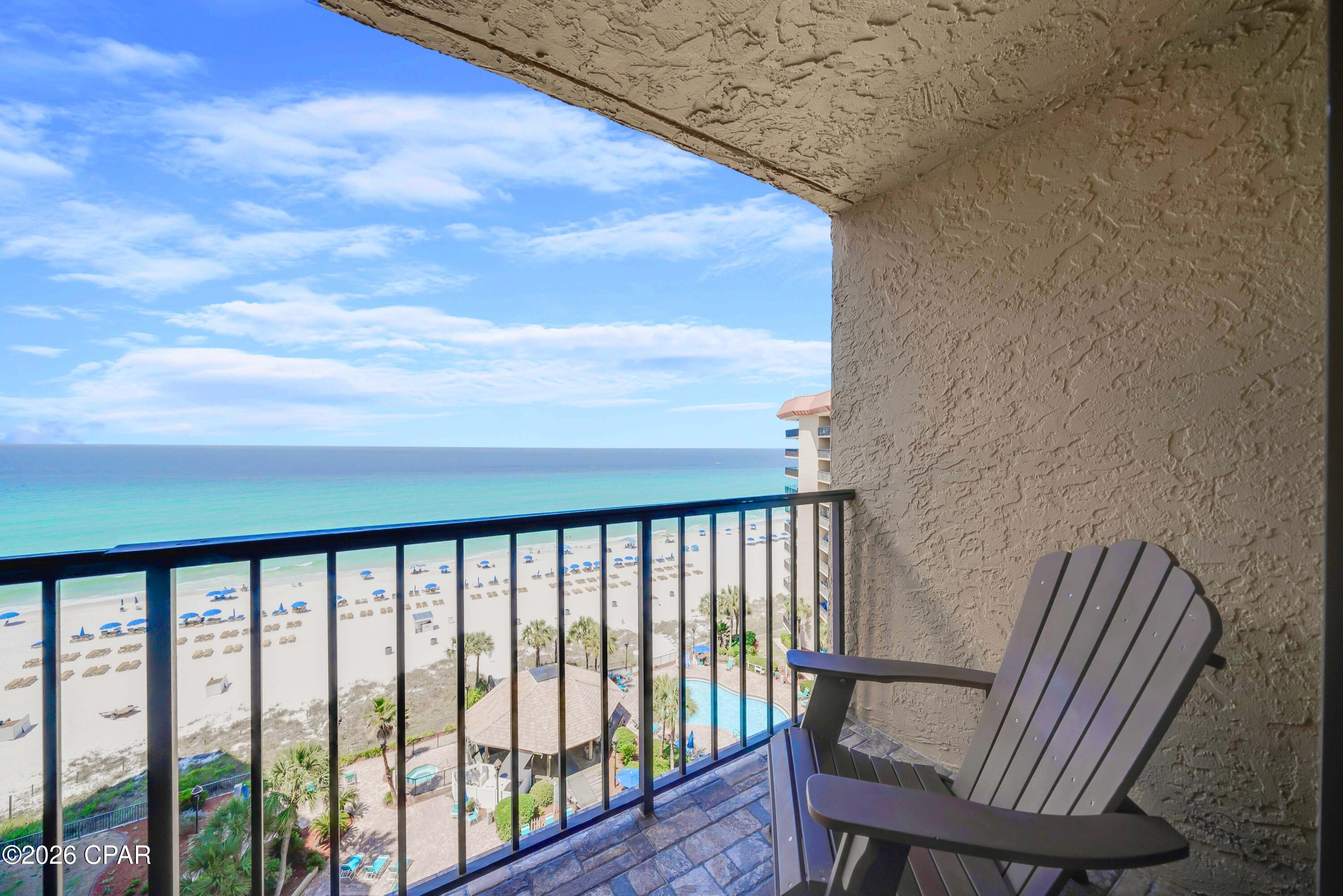 Summerhouse Condo. - Residential