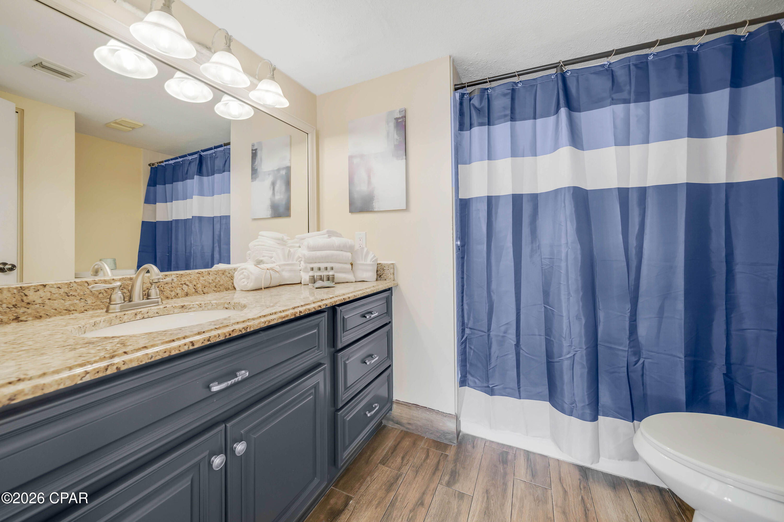 Summerhouse Condo. - Residential