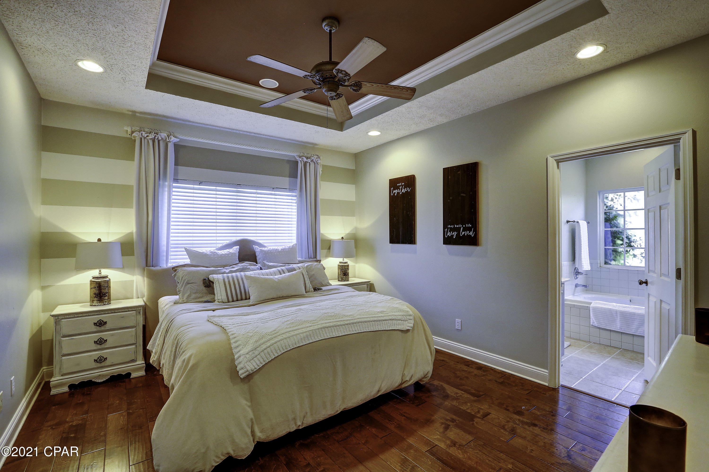 White Oaks - Residential