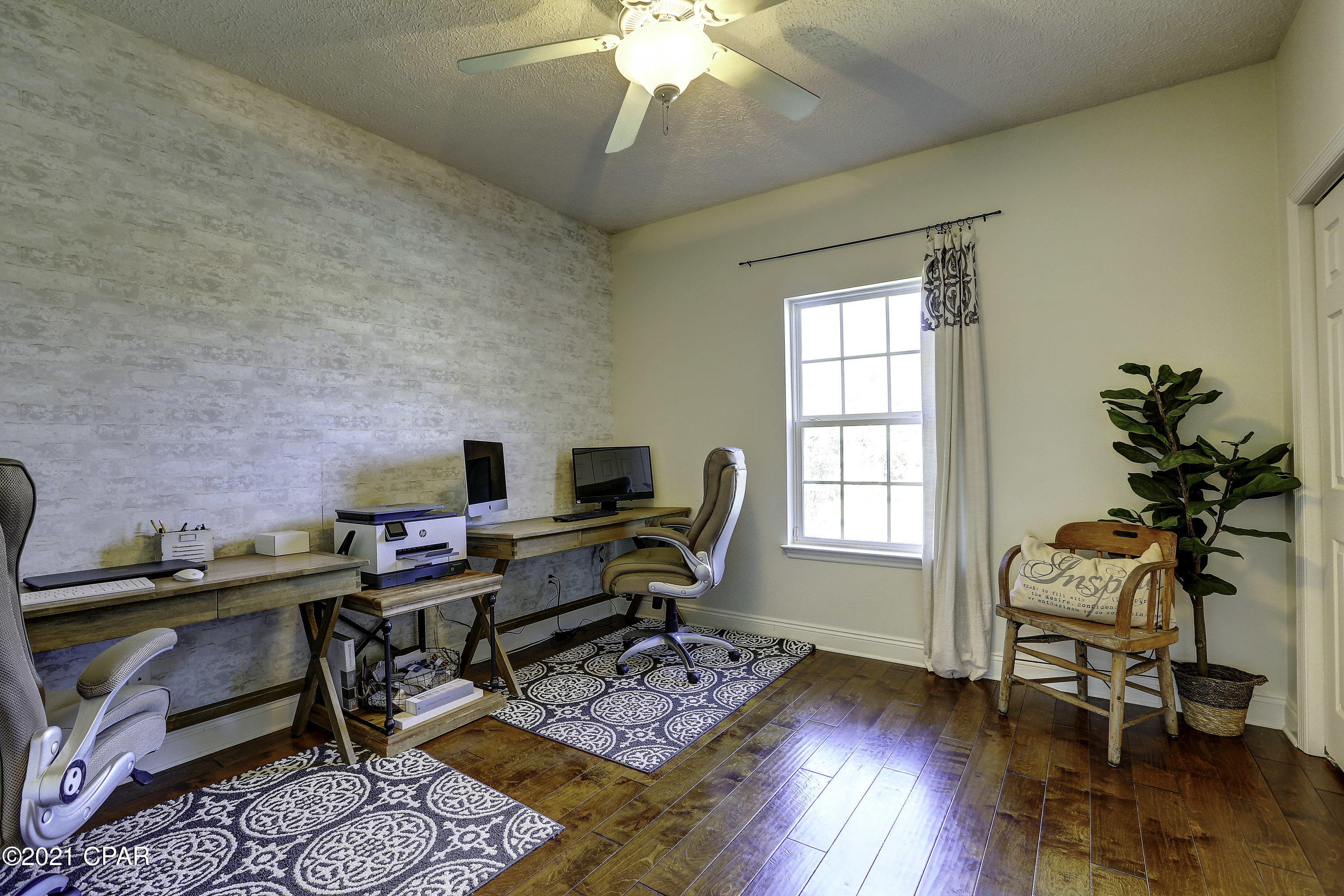 White Oaks - Residential