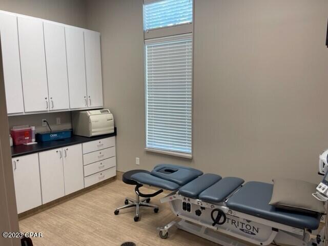 [No Recorded Subdiv] - Commercial Sale