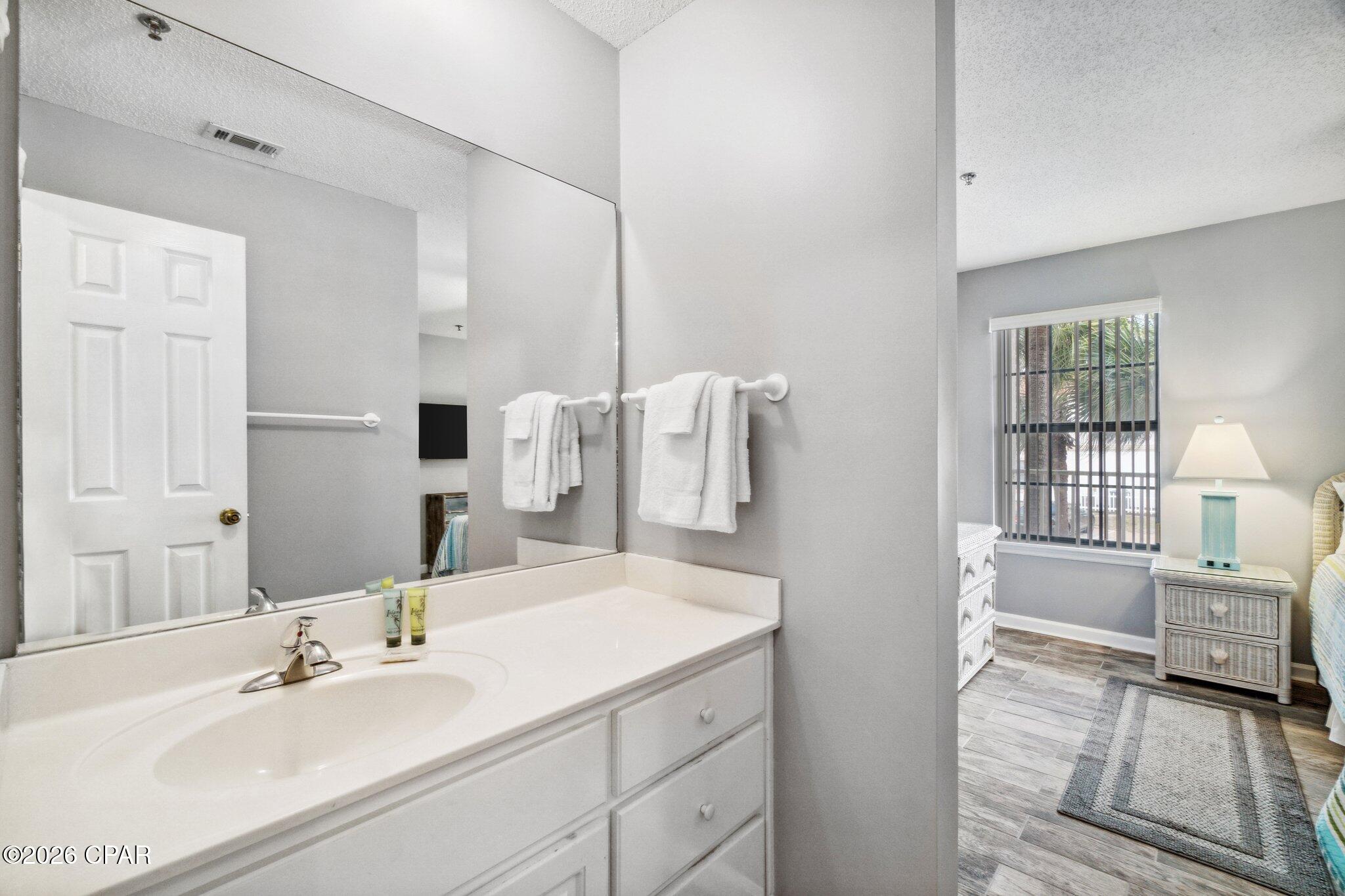 Horizon South XVII - Residential Lease