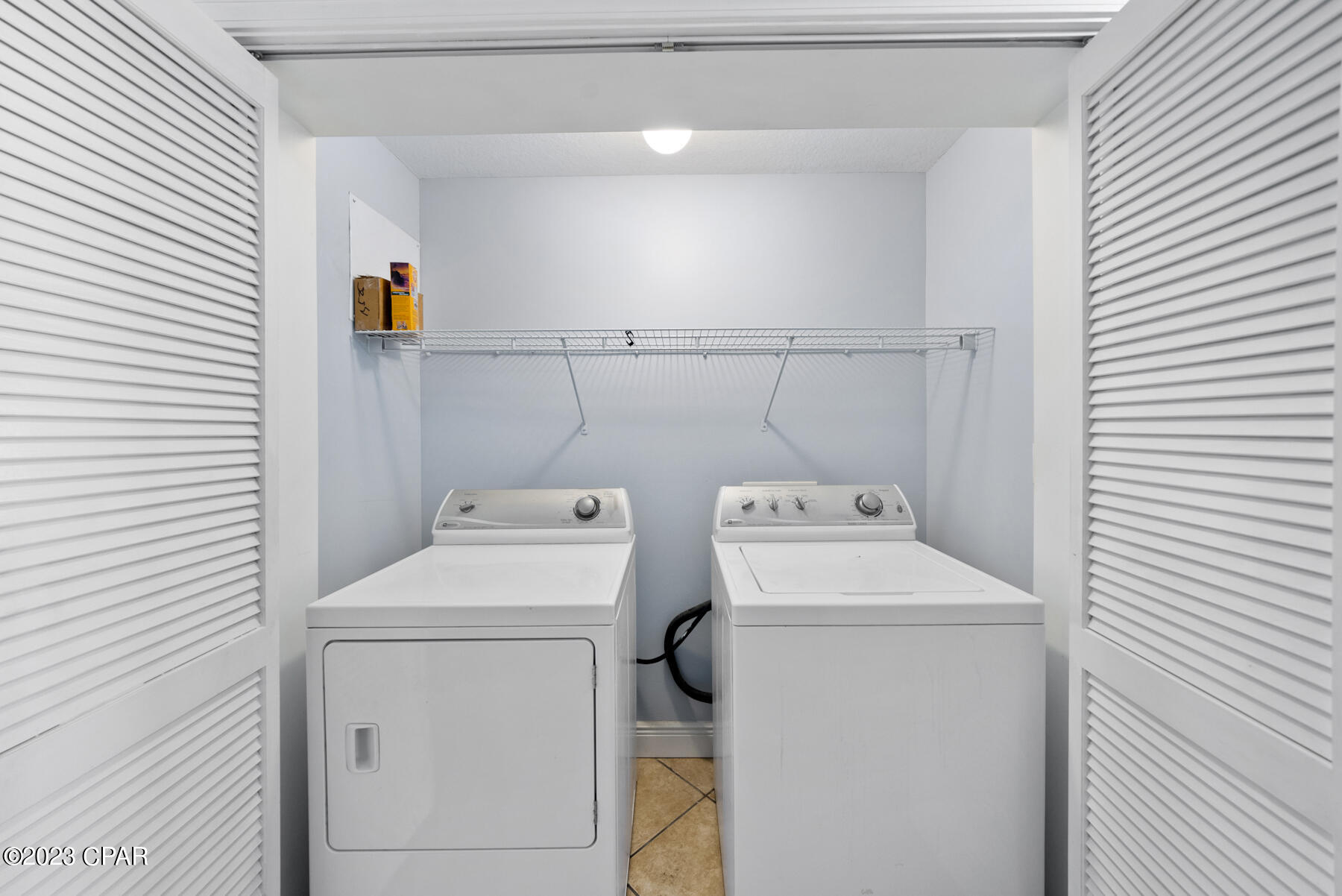 Magnolia Bay Club - Residential Lease