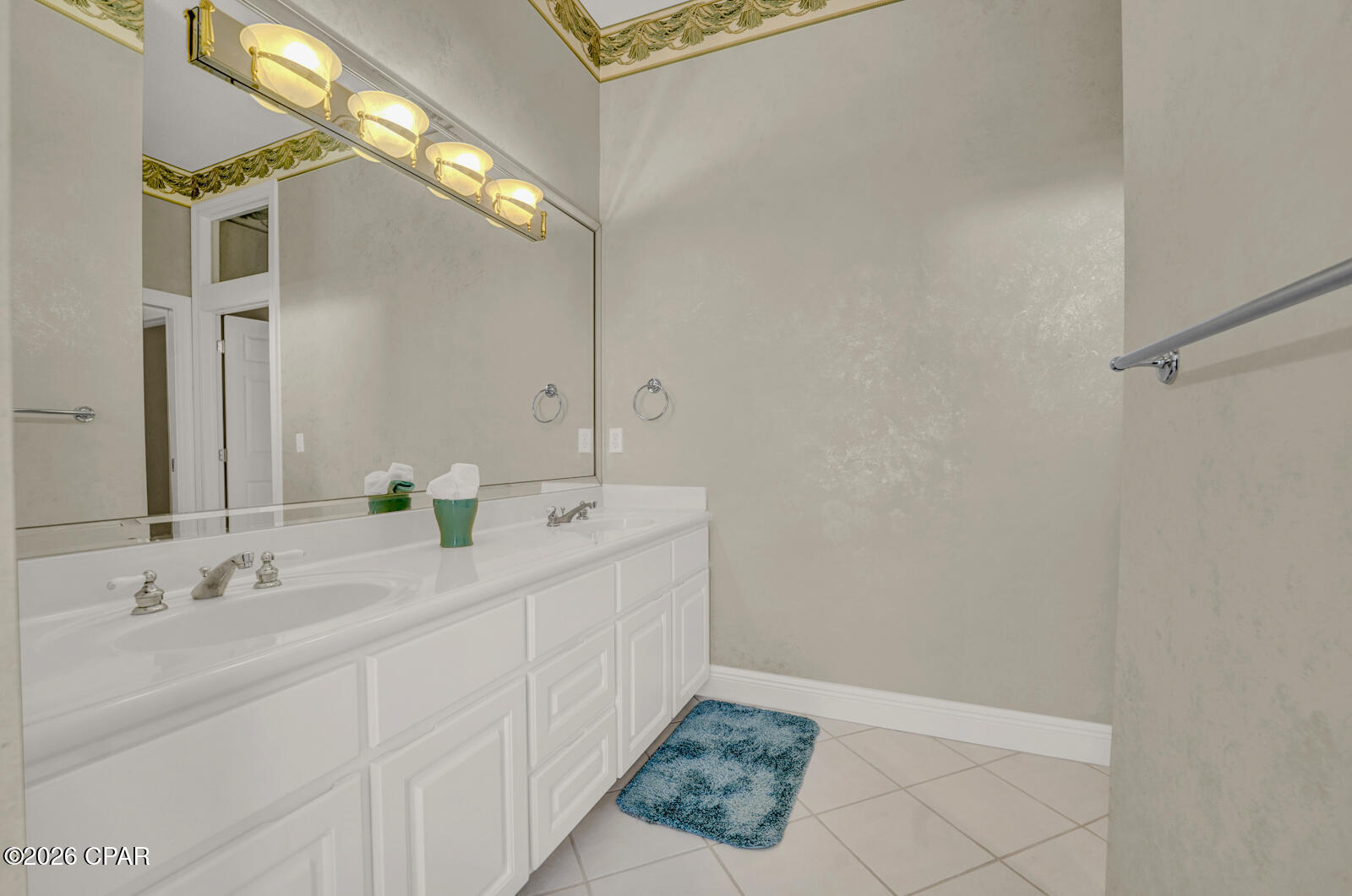 Queensberry Ltd At Bay Point - Residential