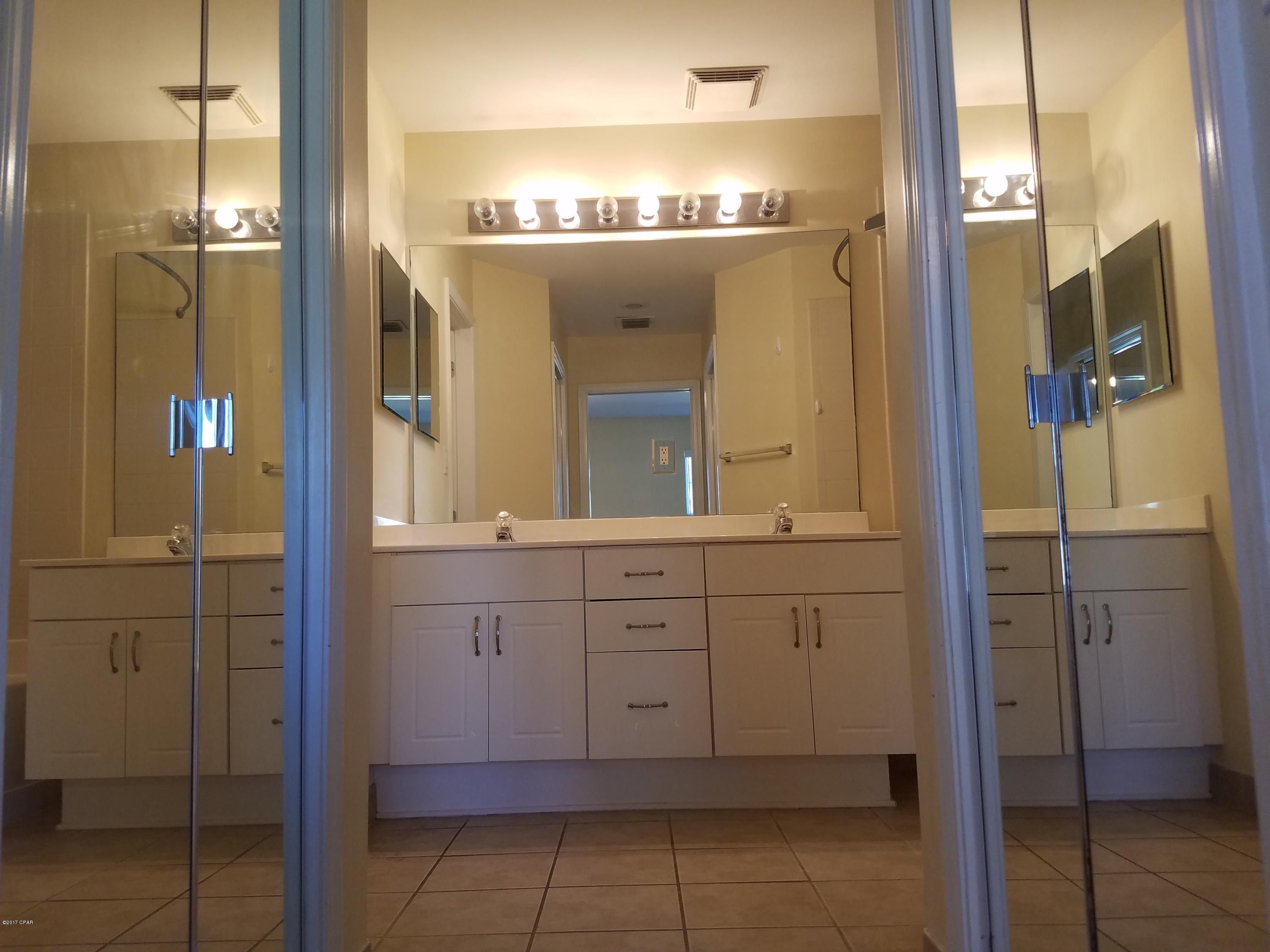 Palmetto Trace Phase III - Residential Lease