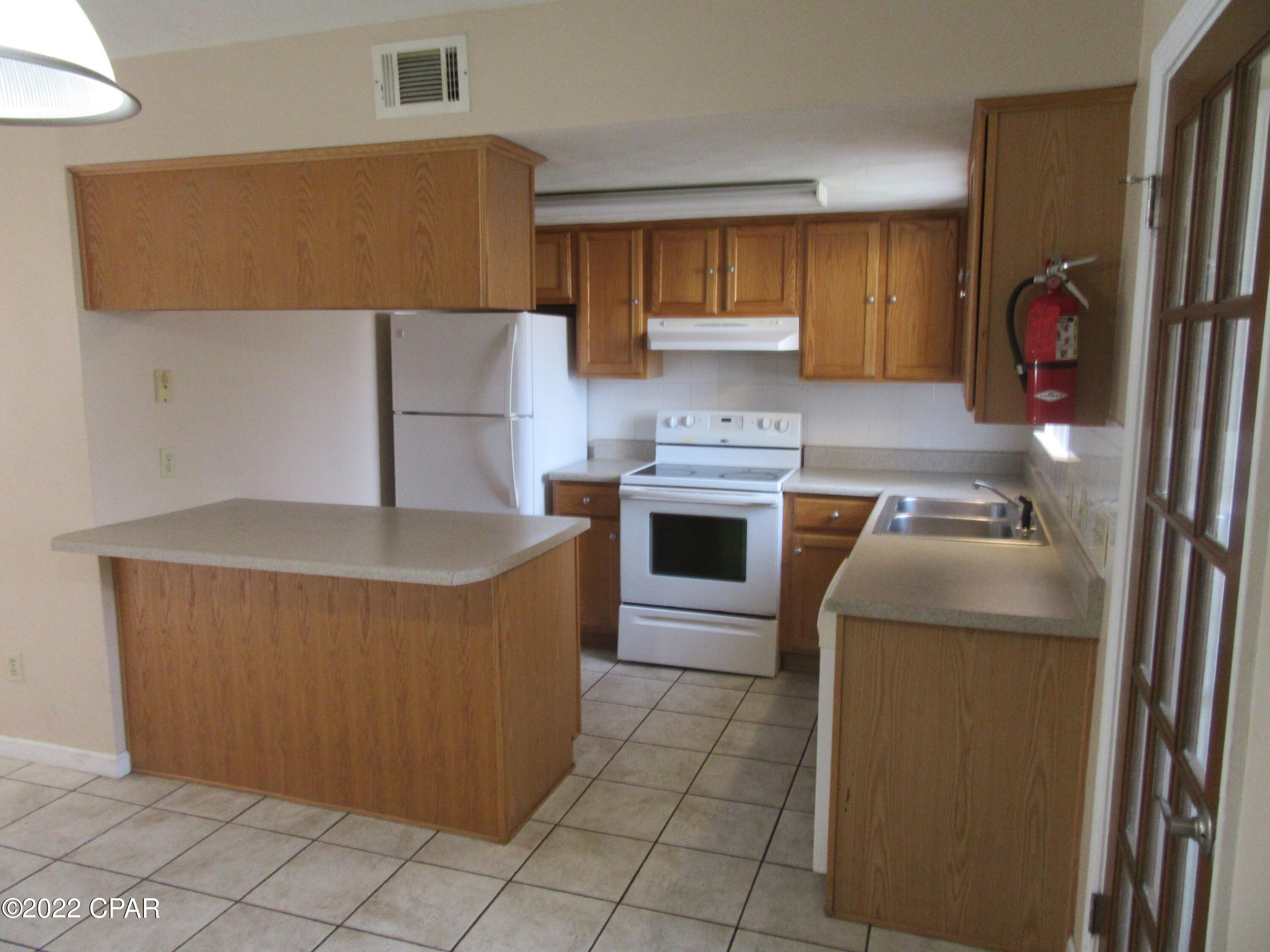 [No Recorded Subdiv] - Residential Lease