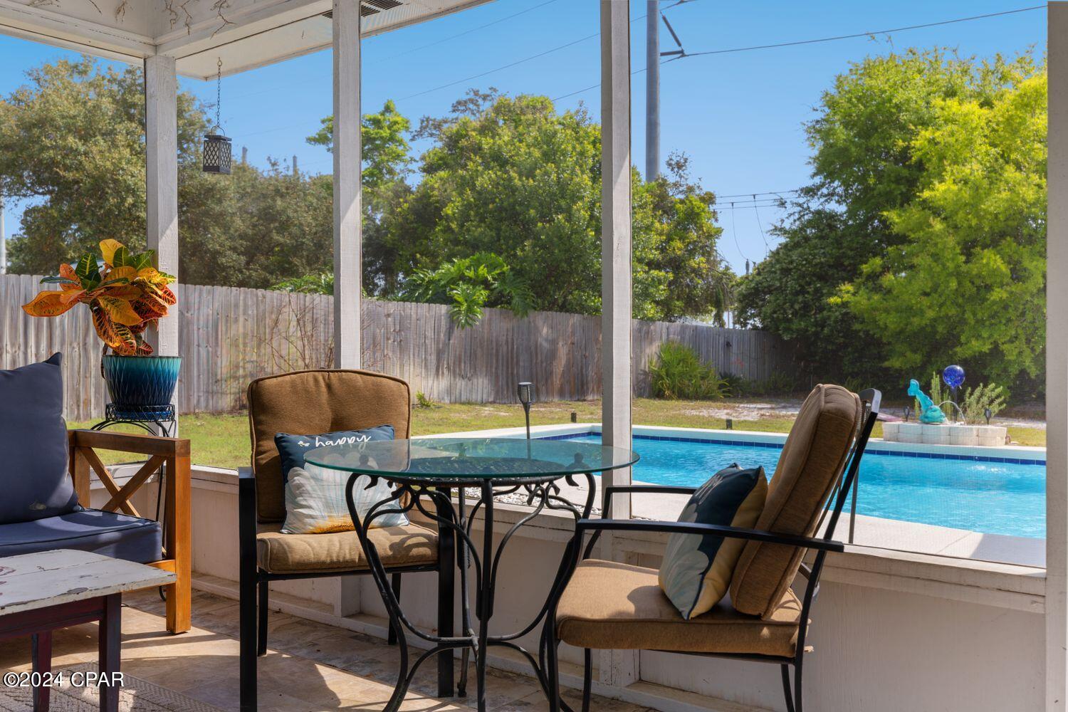 North Lagoon Oaks 8th Add - Residential