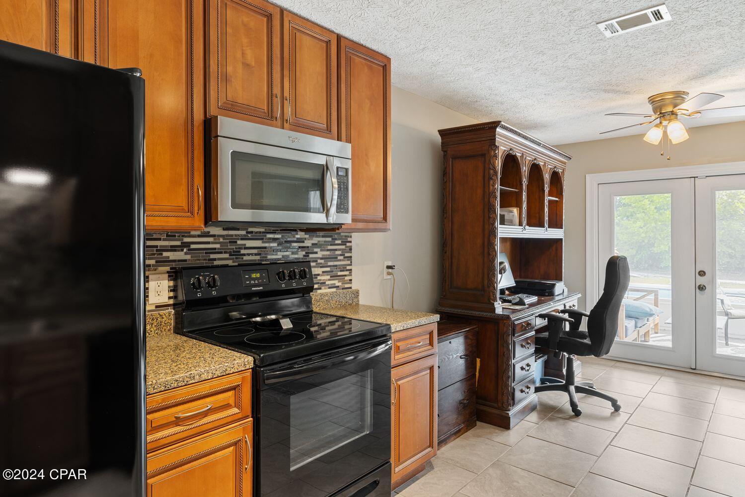 North Lagoon Oaks 8th Add - Residential