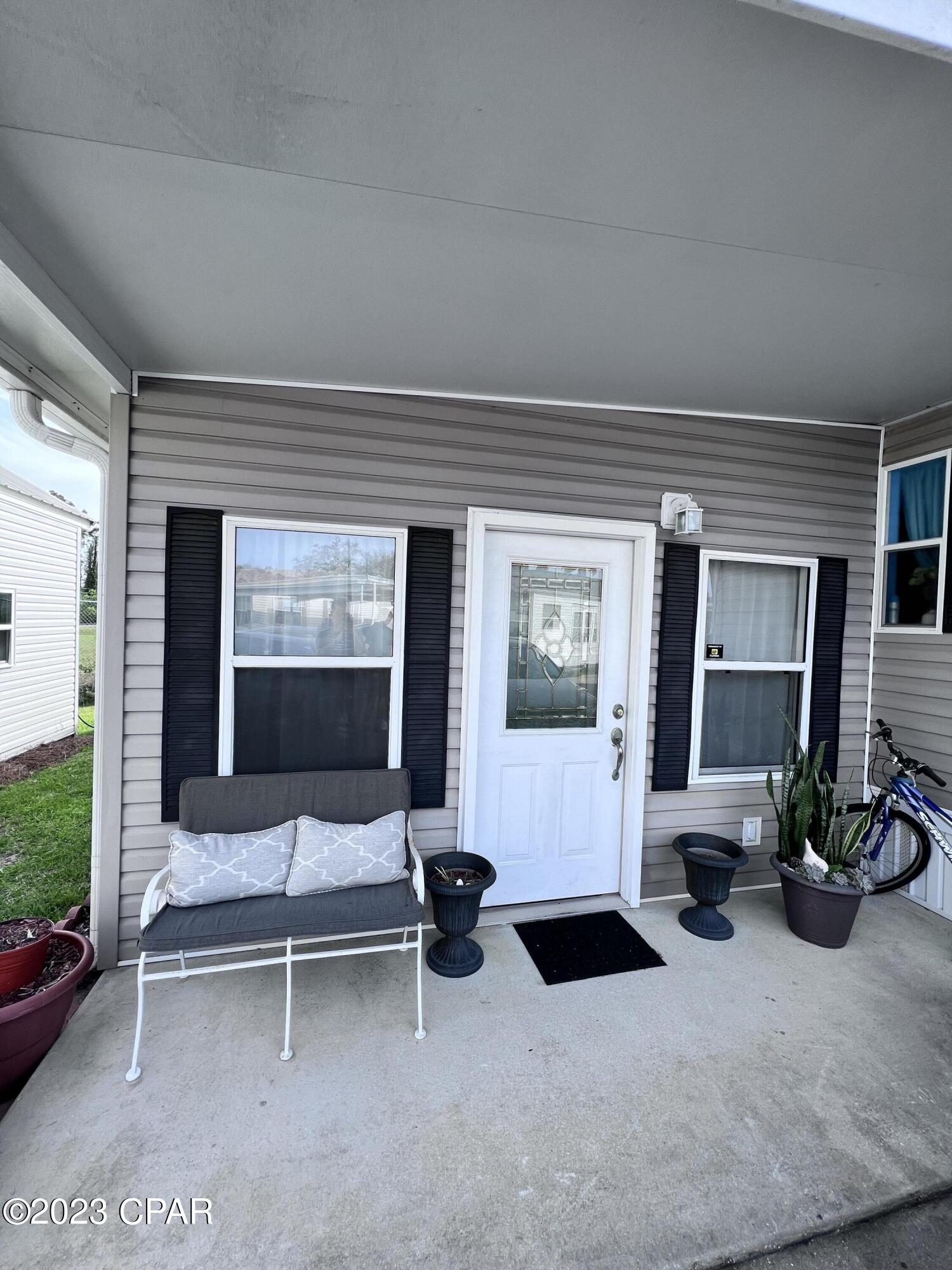 Emerald Pointe Resort - Residential Lease