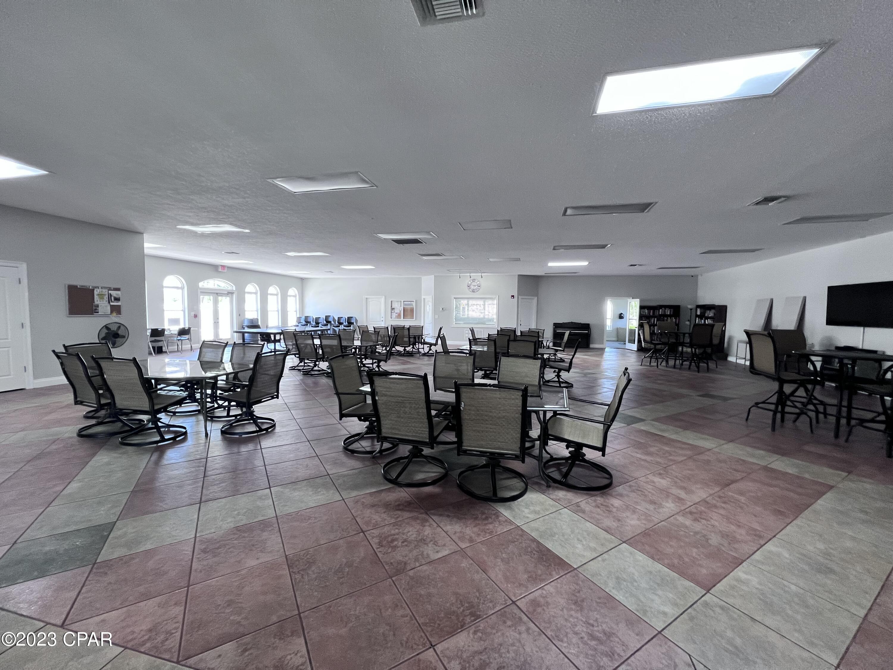 Emerald Pointe Resort - Residential Lease