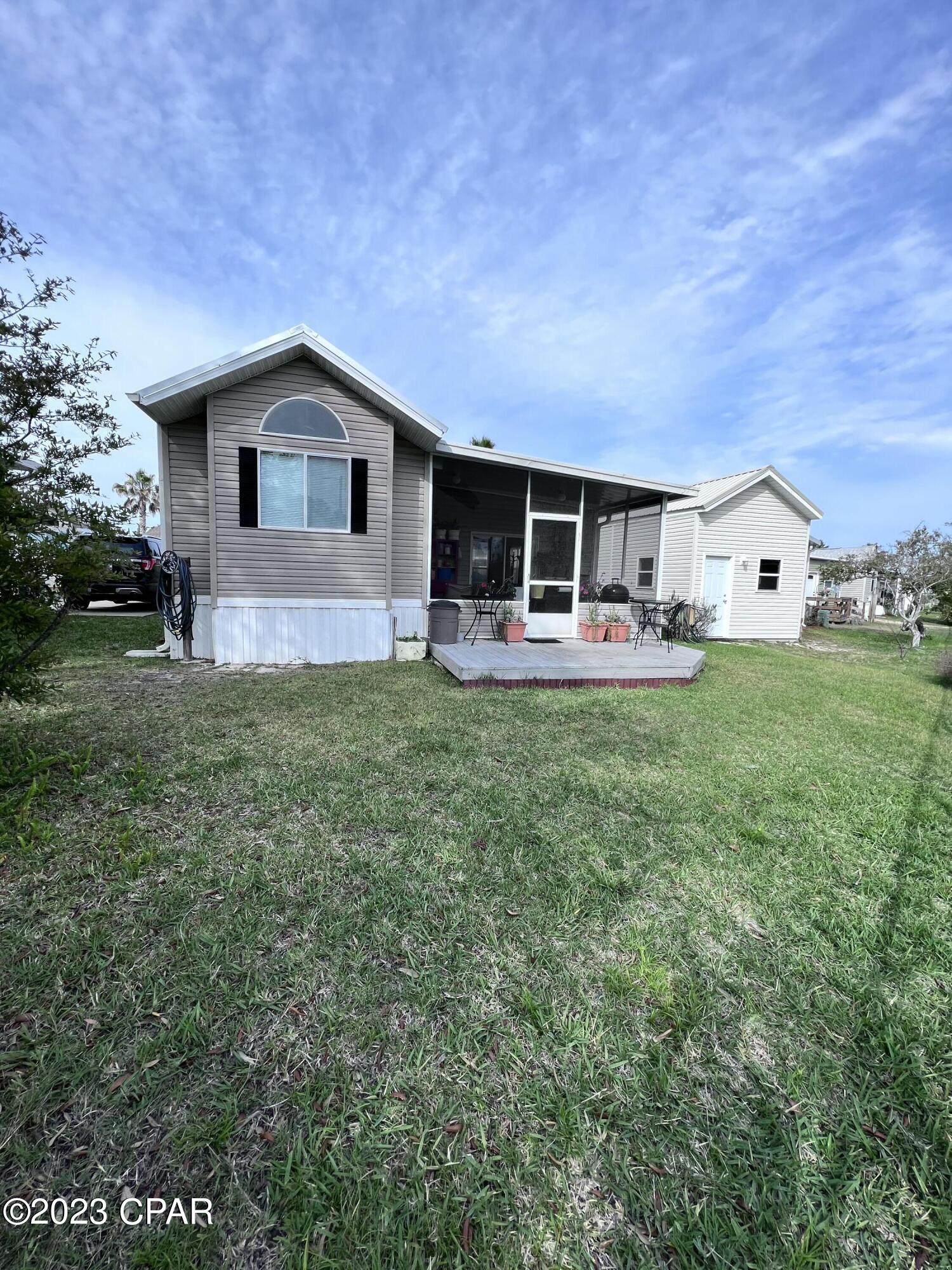 Emerald Pointe Resort - Residential Lease