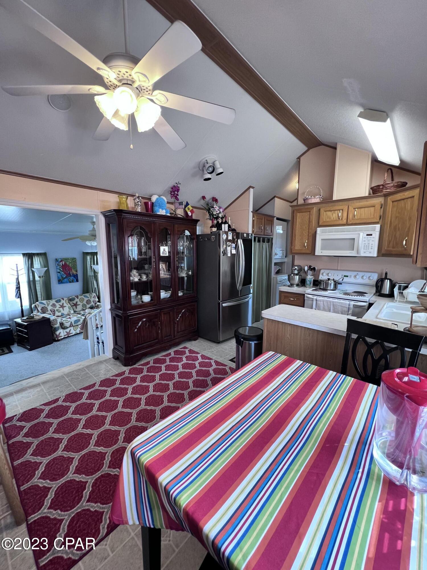 Emerald Pointe Resort - Residential Lease