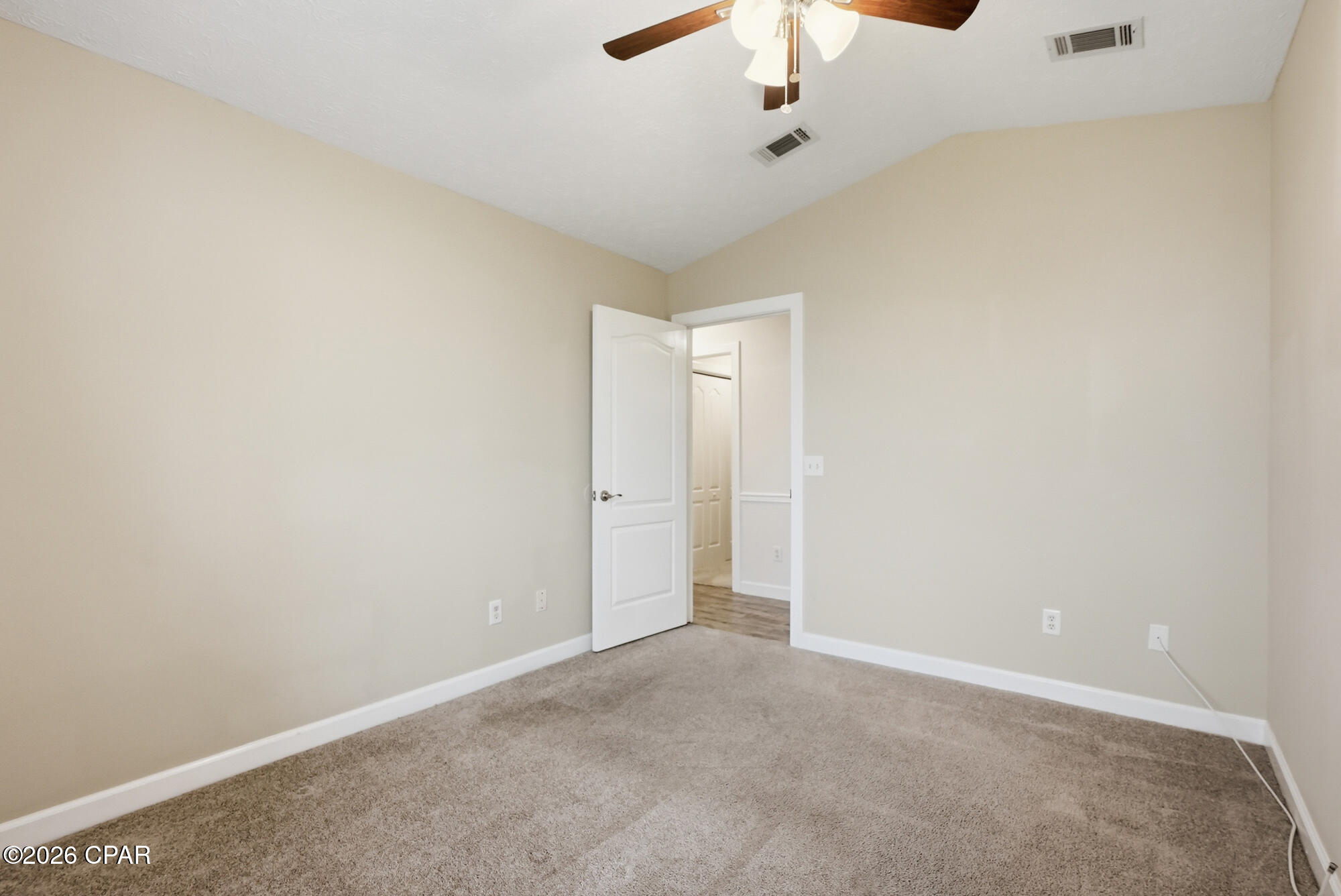 Summer Breeze - Residential