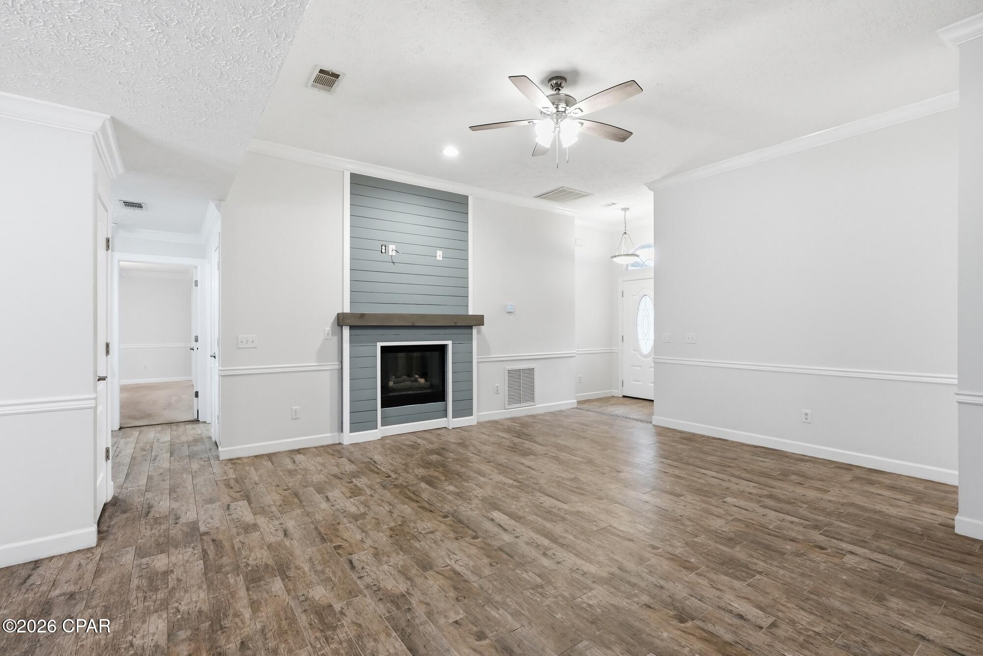 Summer Breeze - Residential