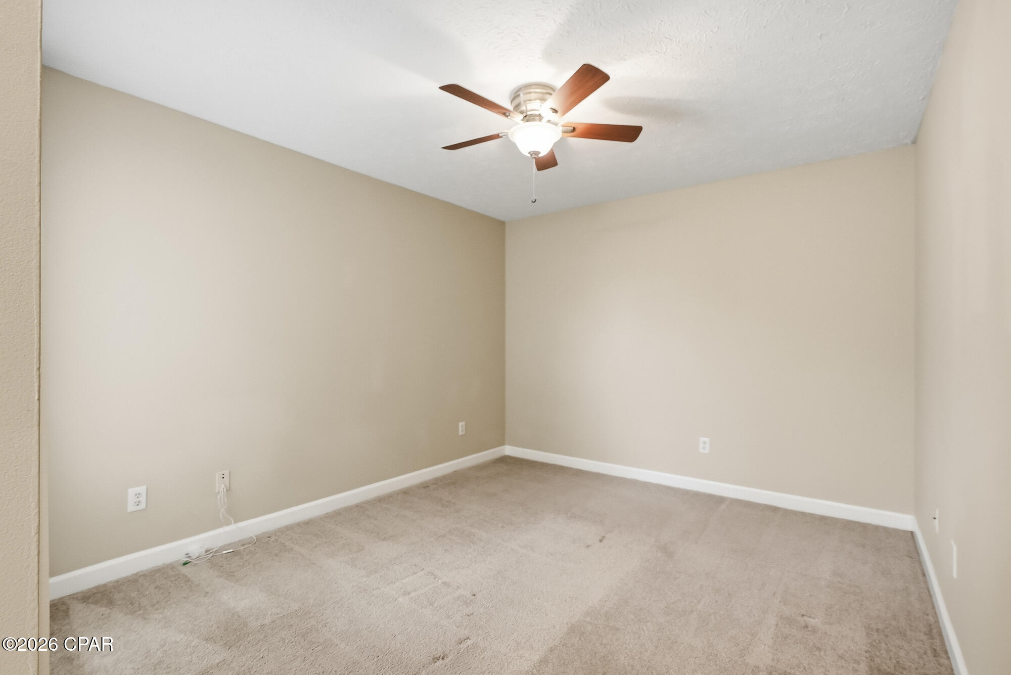 Summer Breeze - Residential