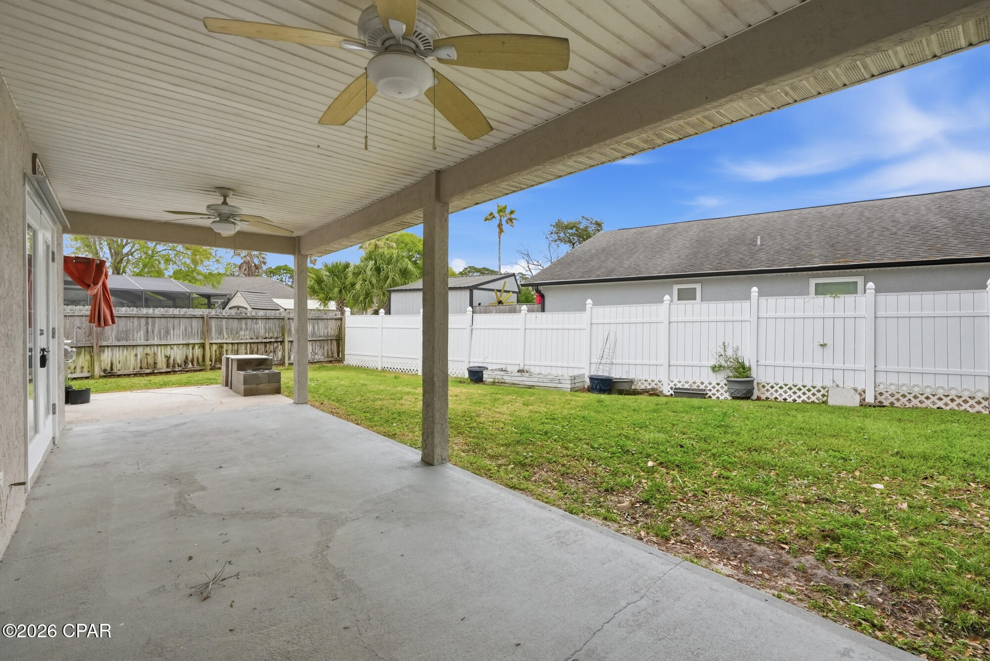 Summer Breeze - Residential