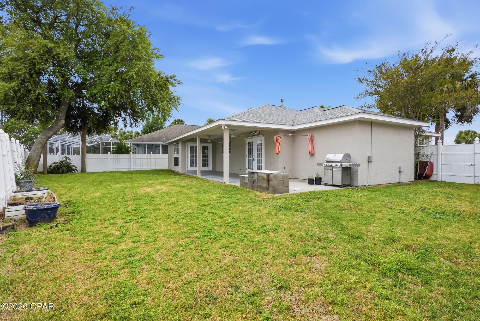 Summer Breeze - Residential