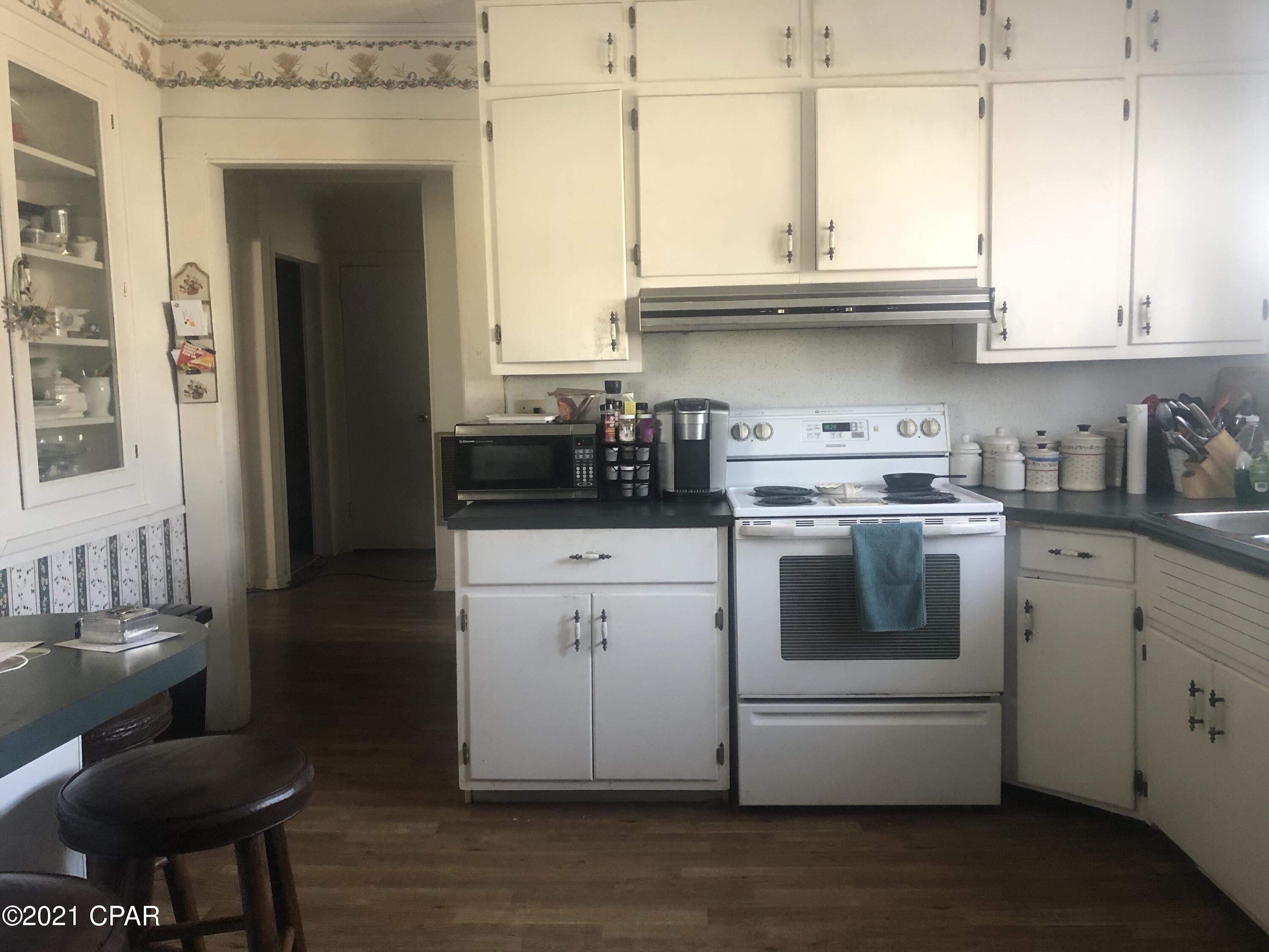 [No Recorded Subdiv] - Residential