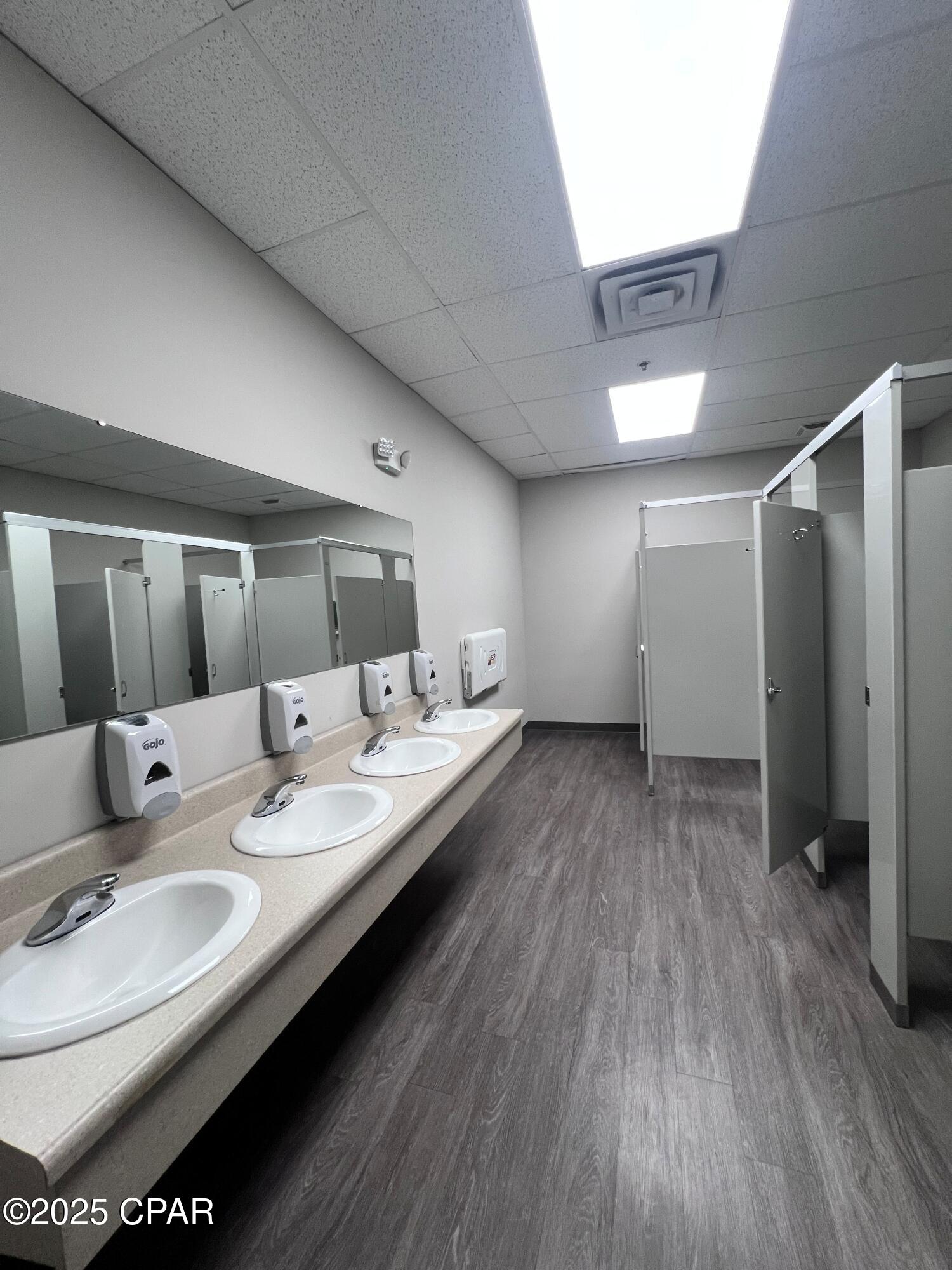 No Named Subdivision - Commercial Lease