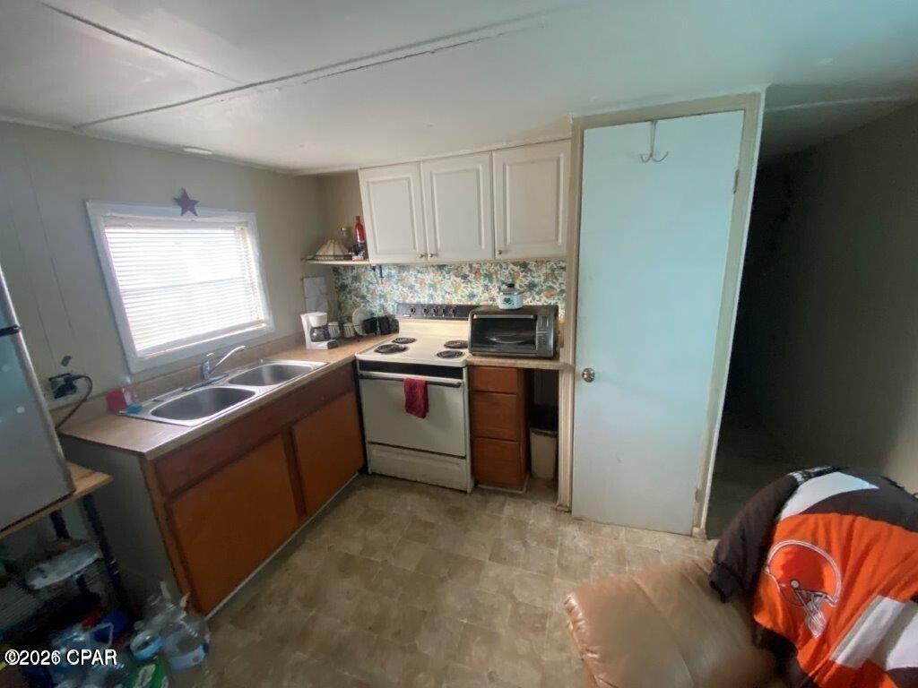 Pines 4th Add - Land