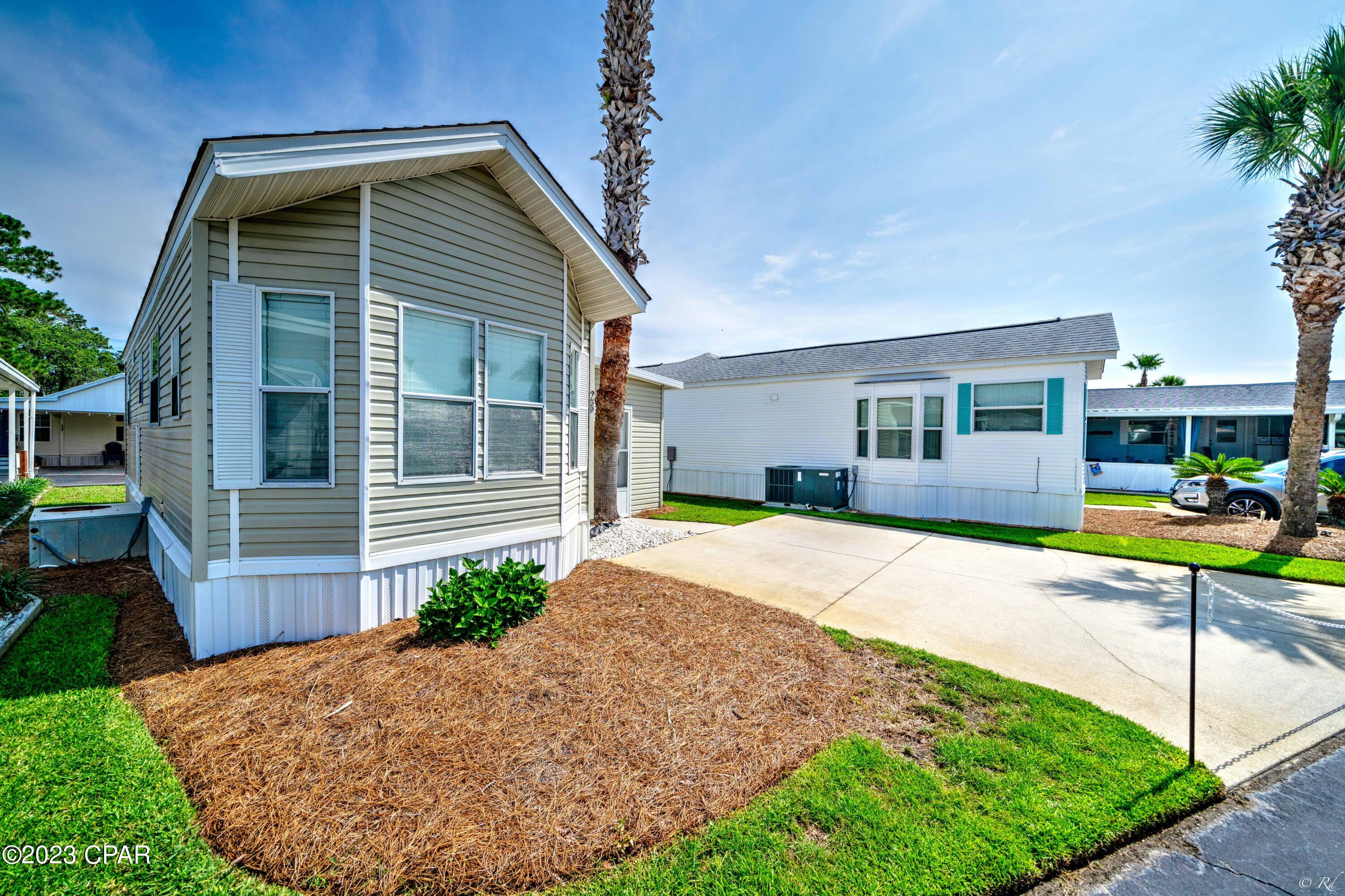 Emerald Pointe Resort - Residential