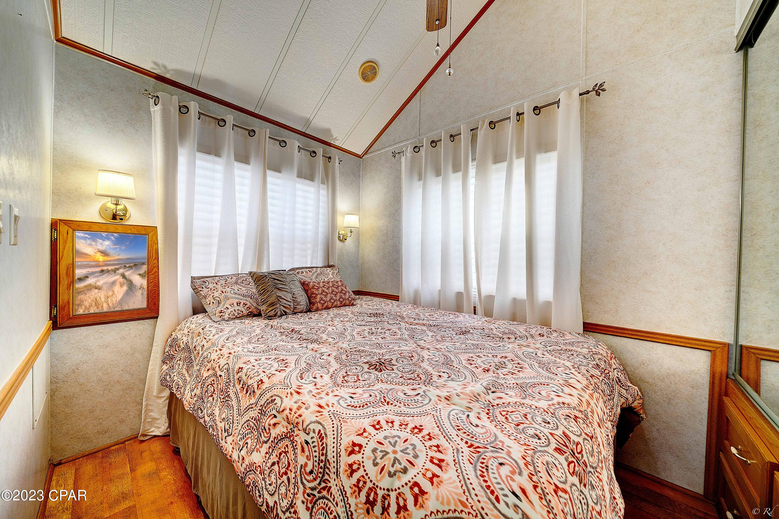 Emerald Pointe Resort - Residential