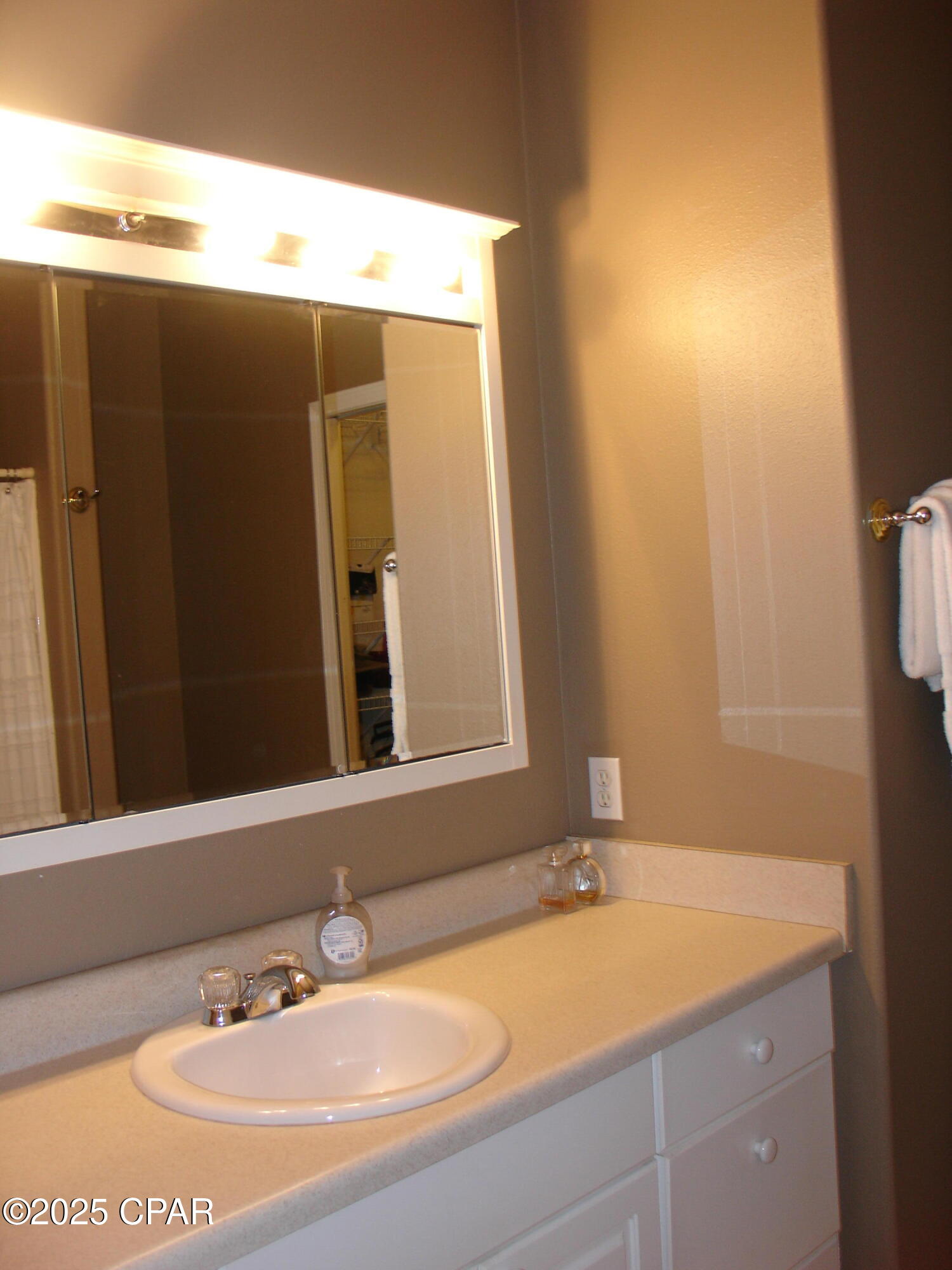 Grand Lagoon Villa - Residential