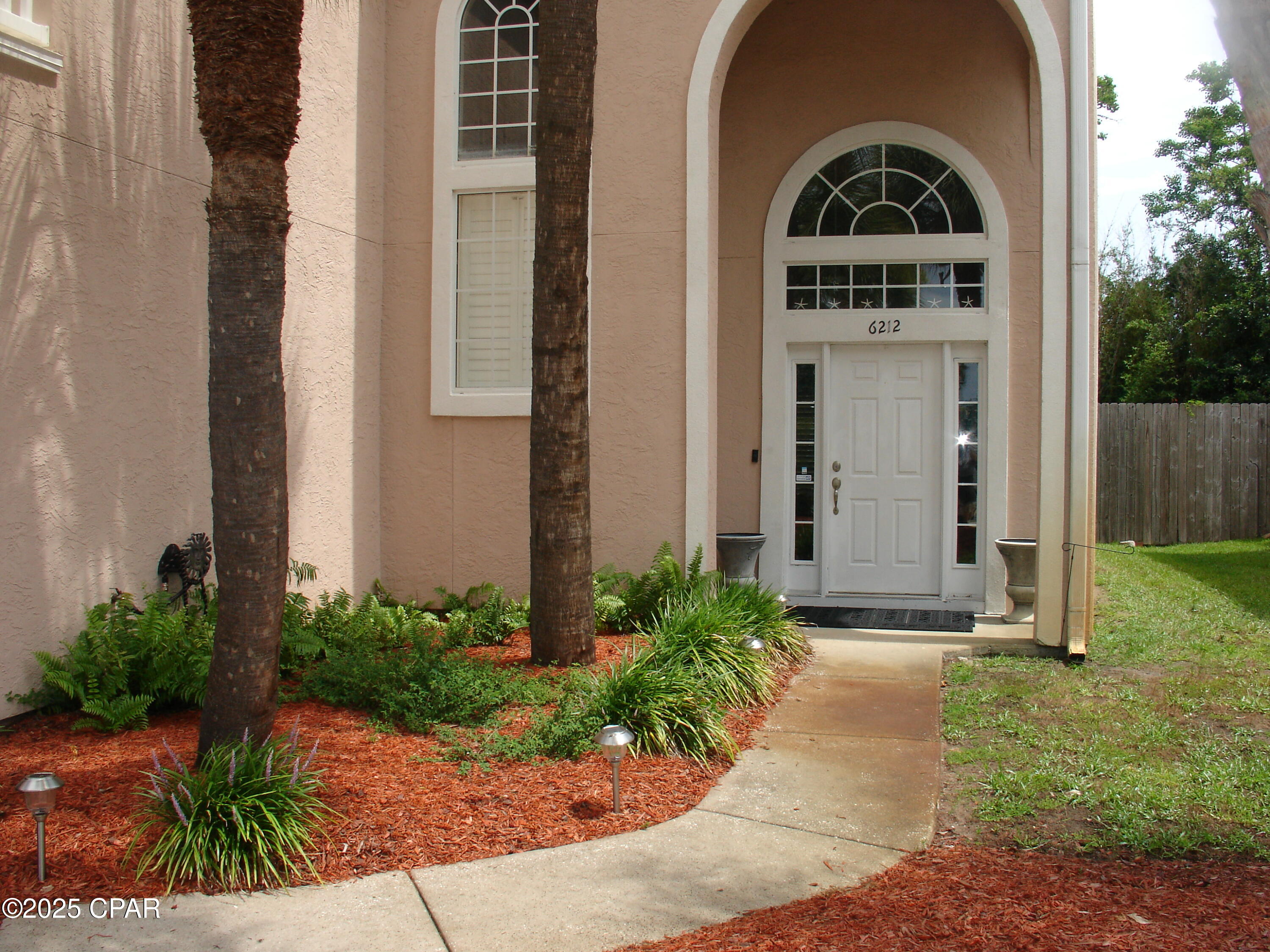 Grand Lagoon Villa - Residential