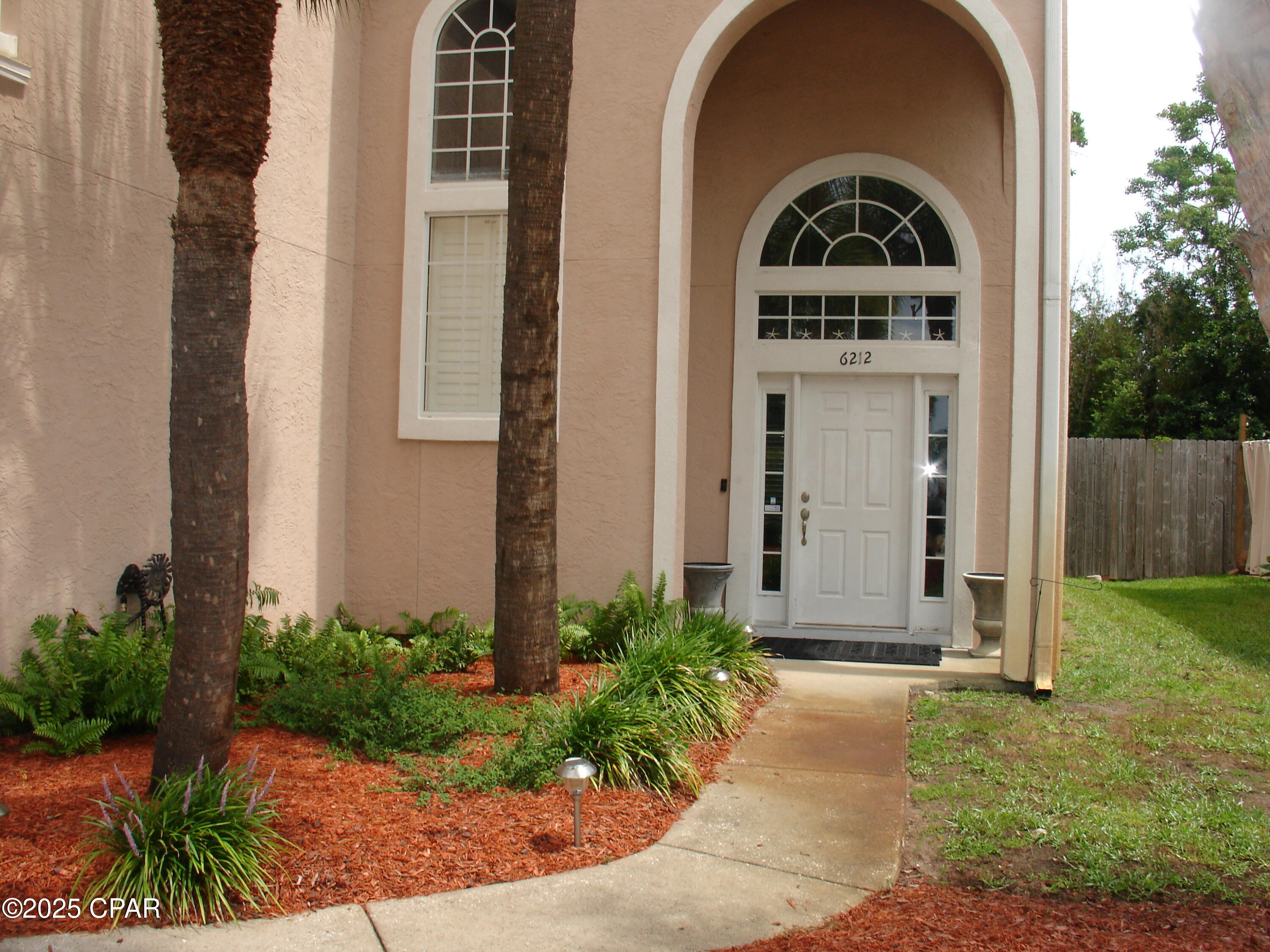 Grand Lagoon Villa - Residential