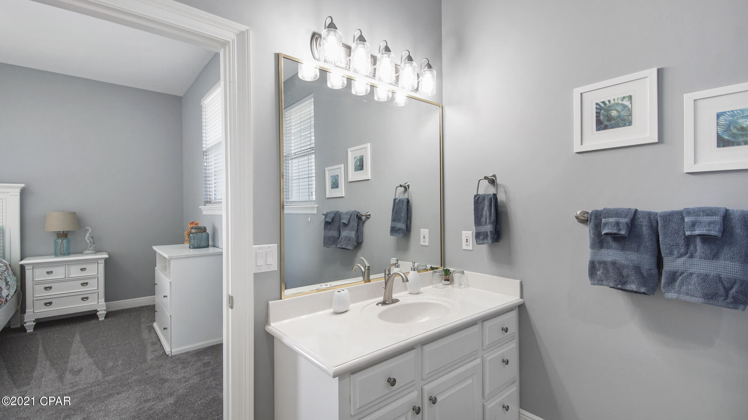 Legend Lakes - Residential