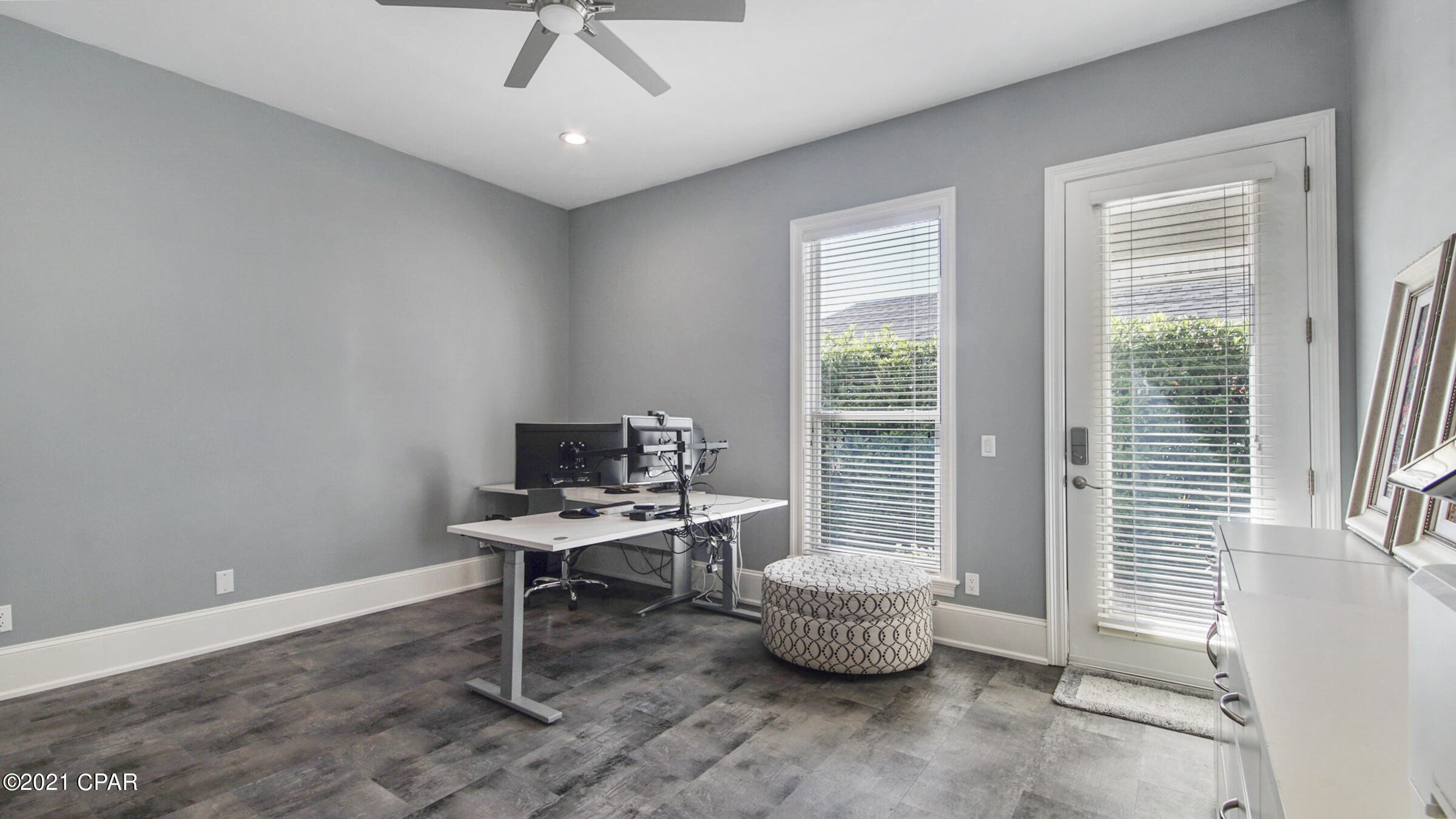 Legend Lakes - Residential