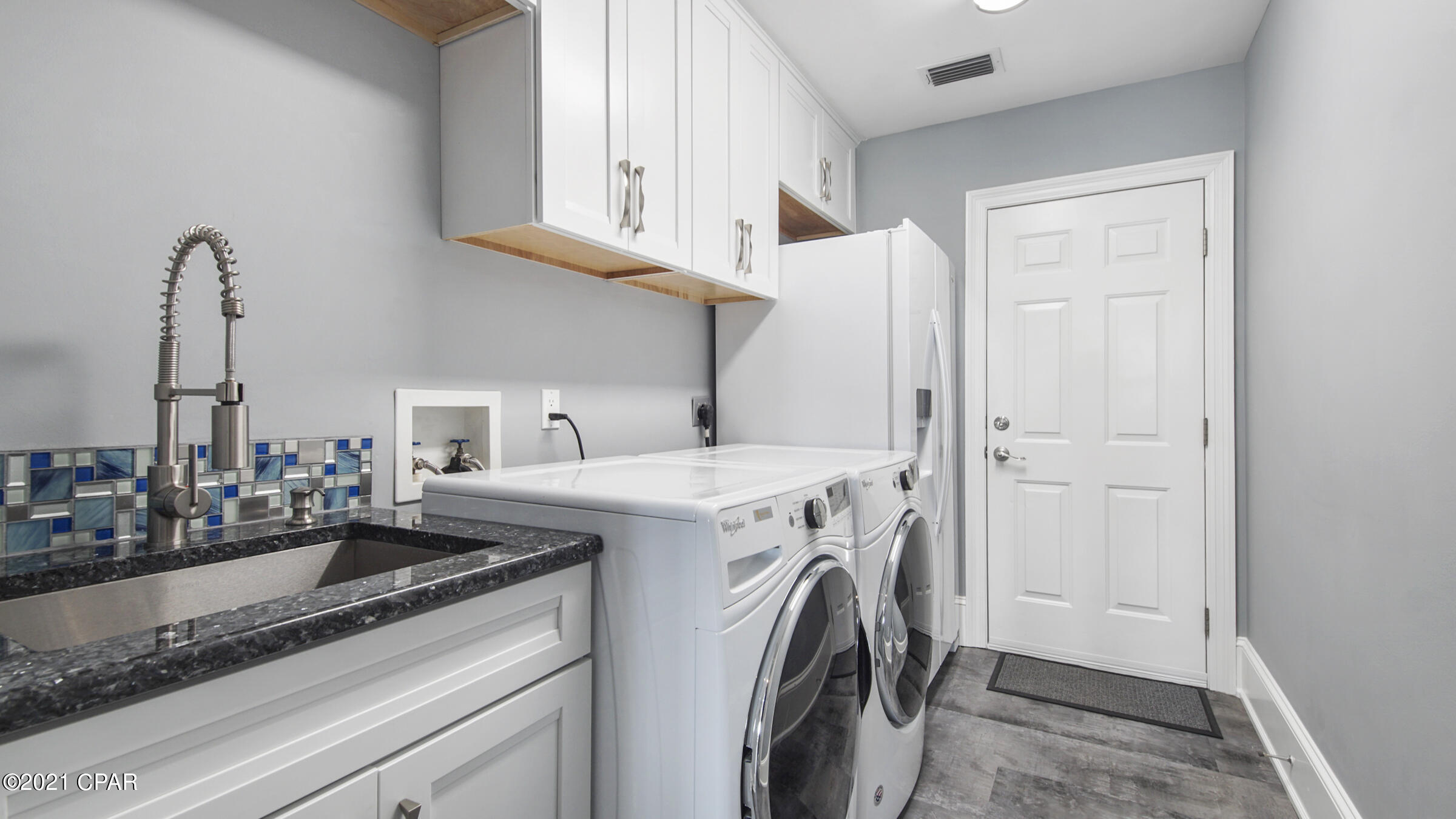 Legend Lakes - Residential