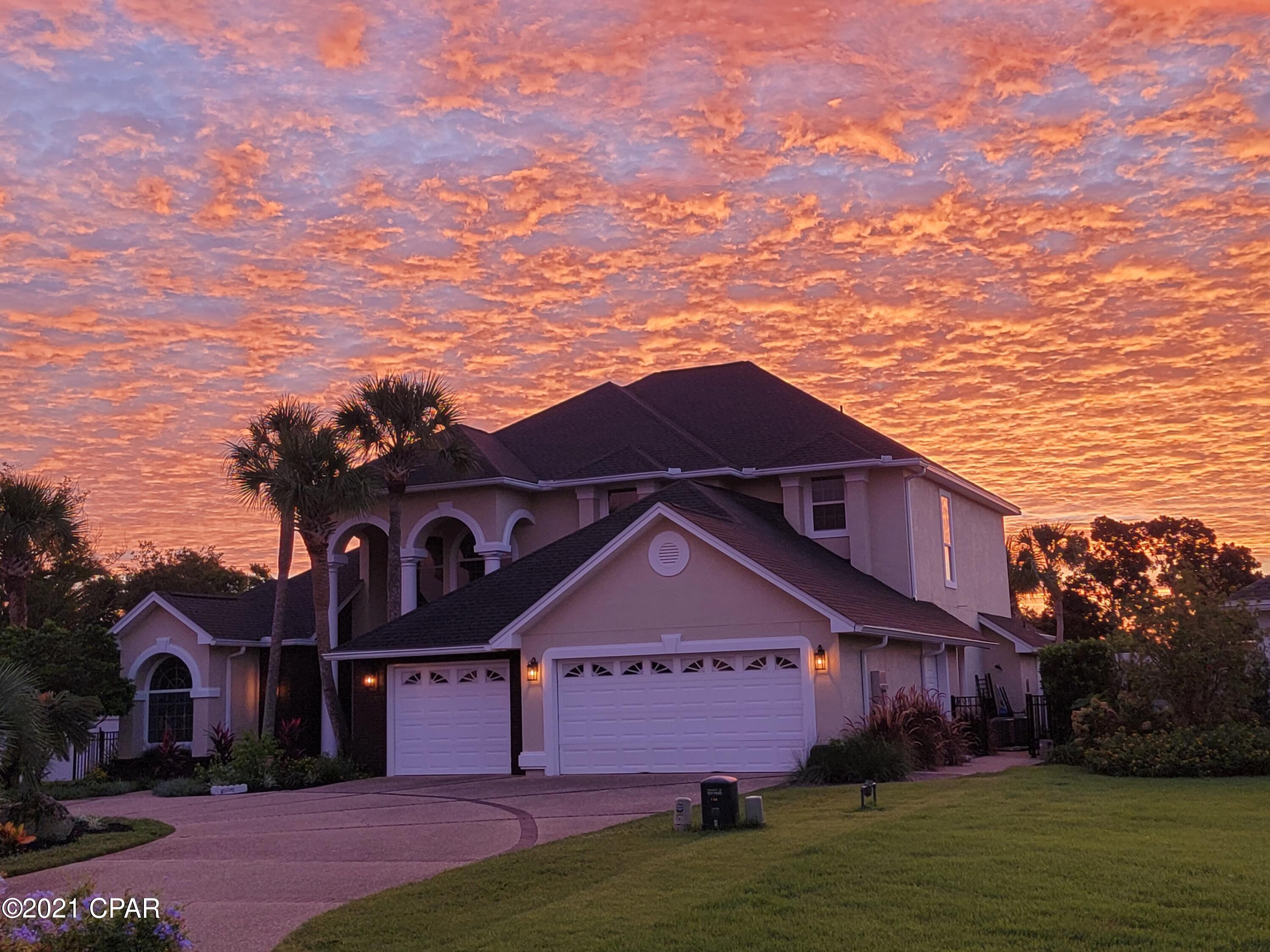 Legend Lakes - Residential