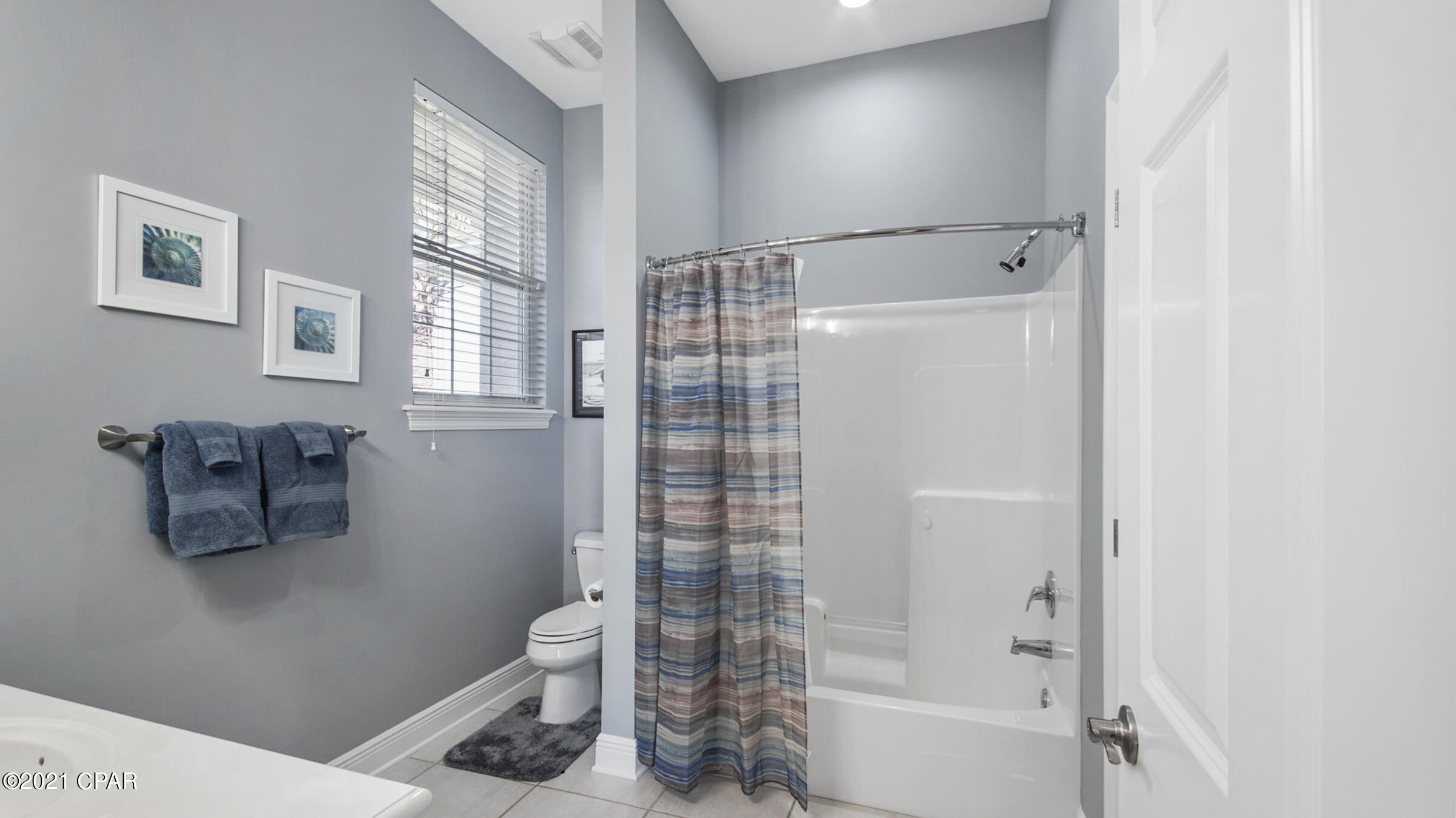 Legend Lakes - Residential