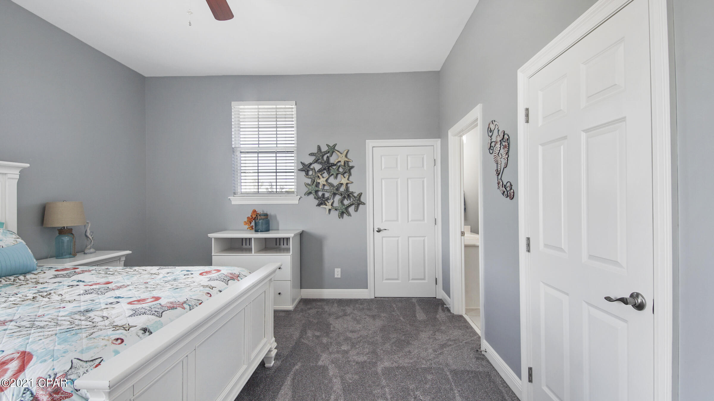 Legend Lakes - Residential