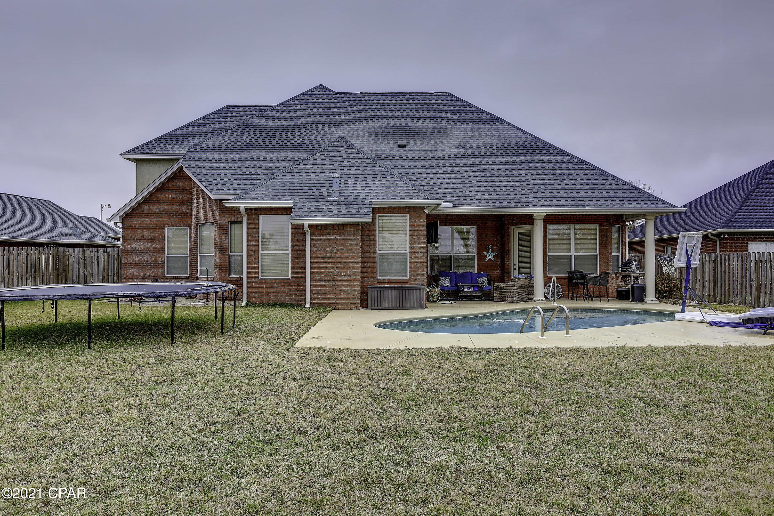 Huntington Ridge - Residential