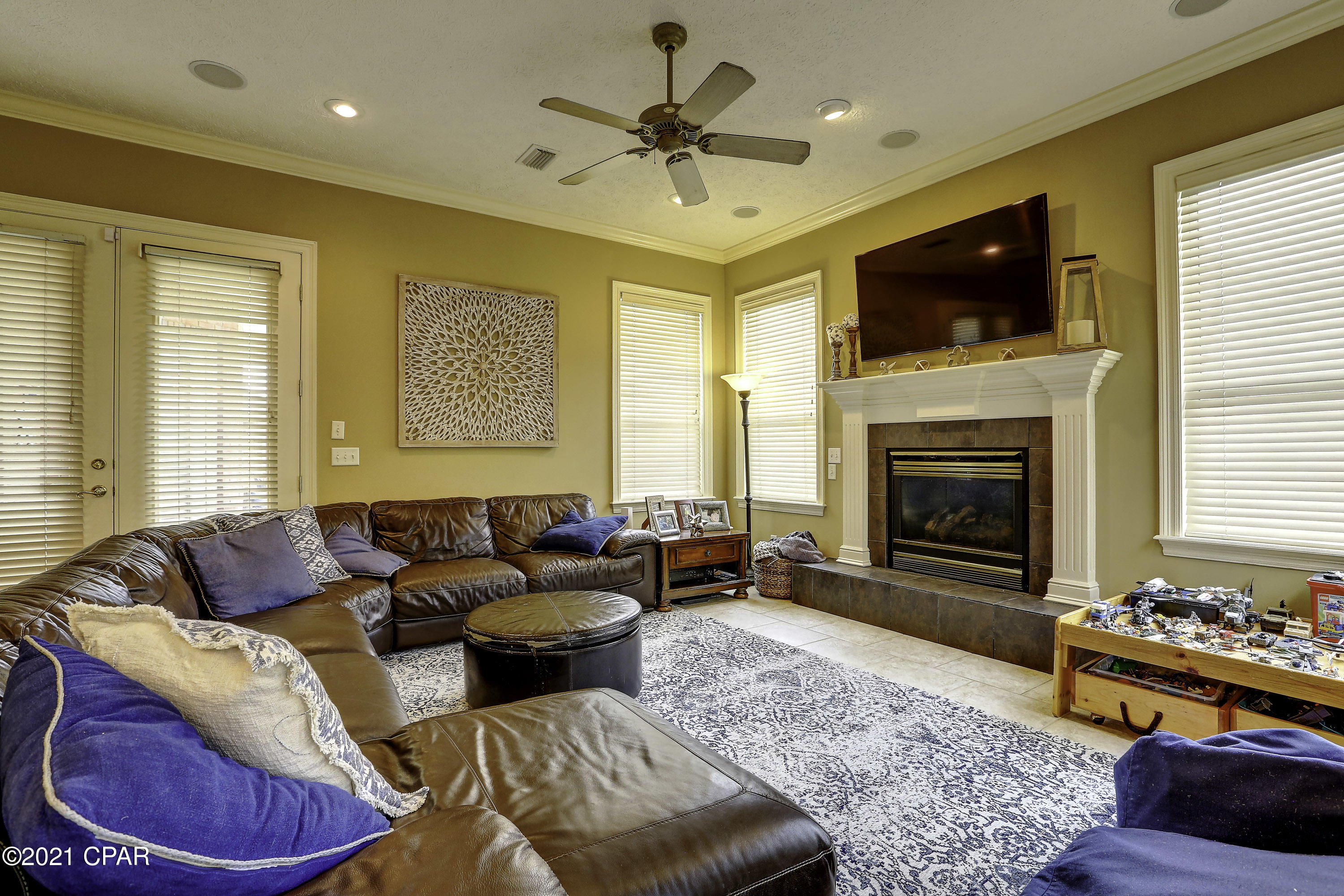 Huntington Ridge - Residential