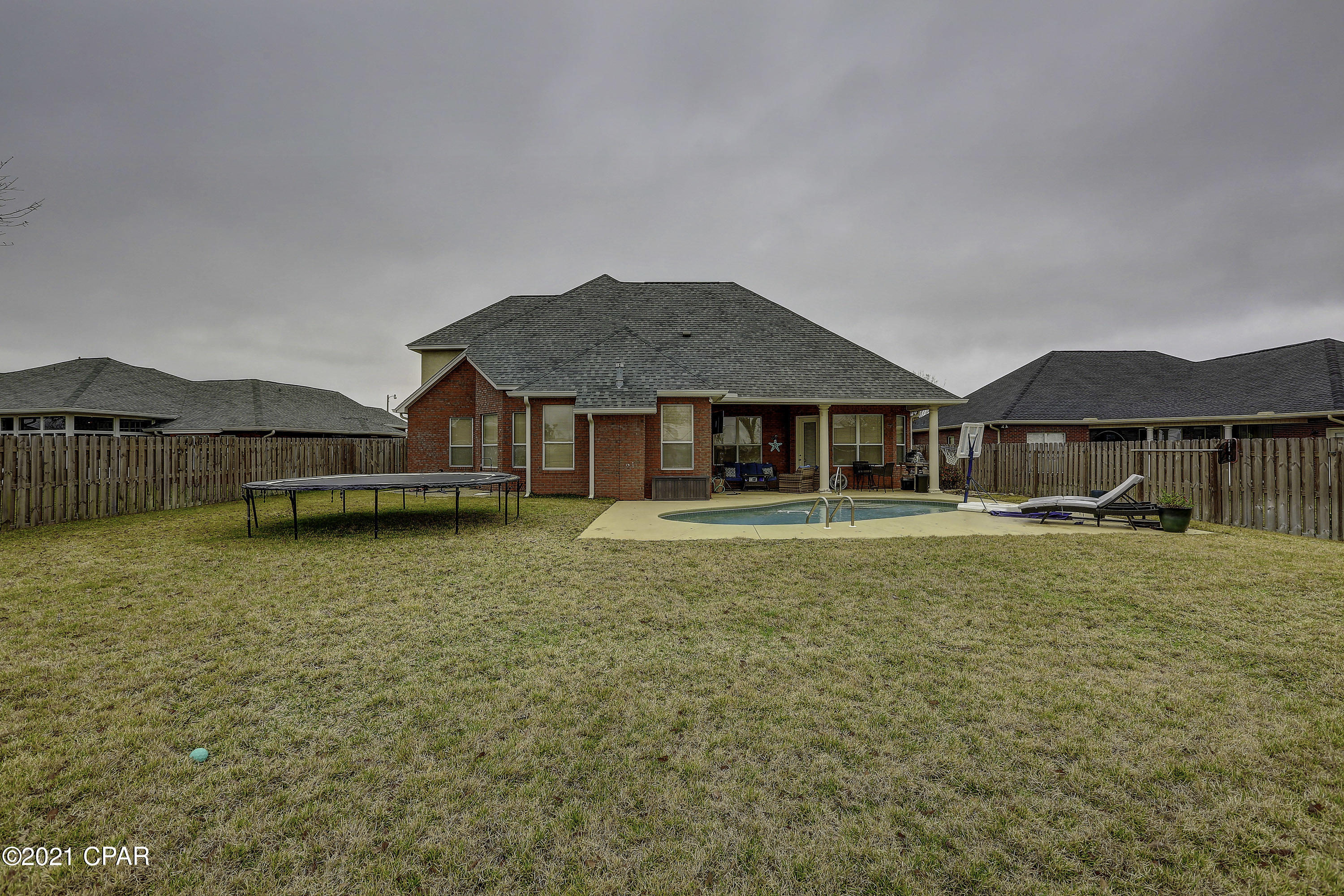 Huntington Ridge - Residential