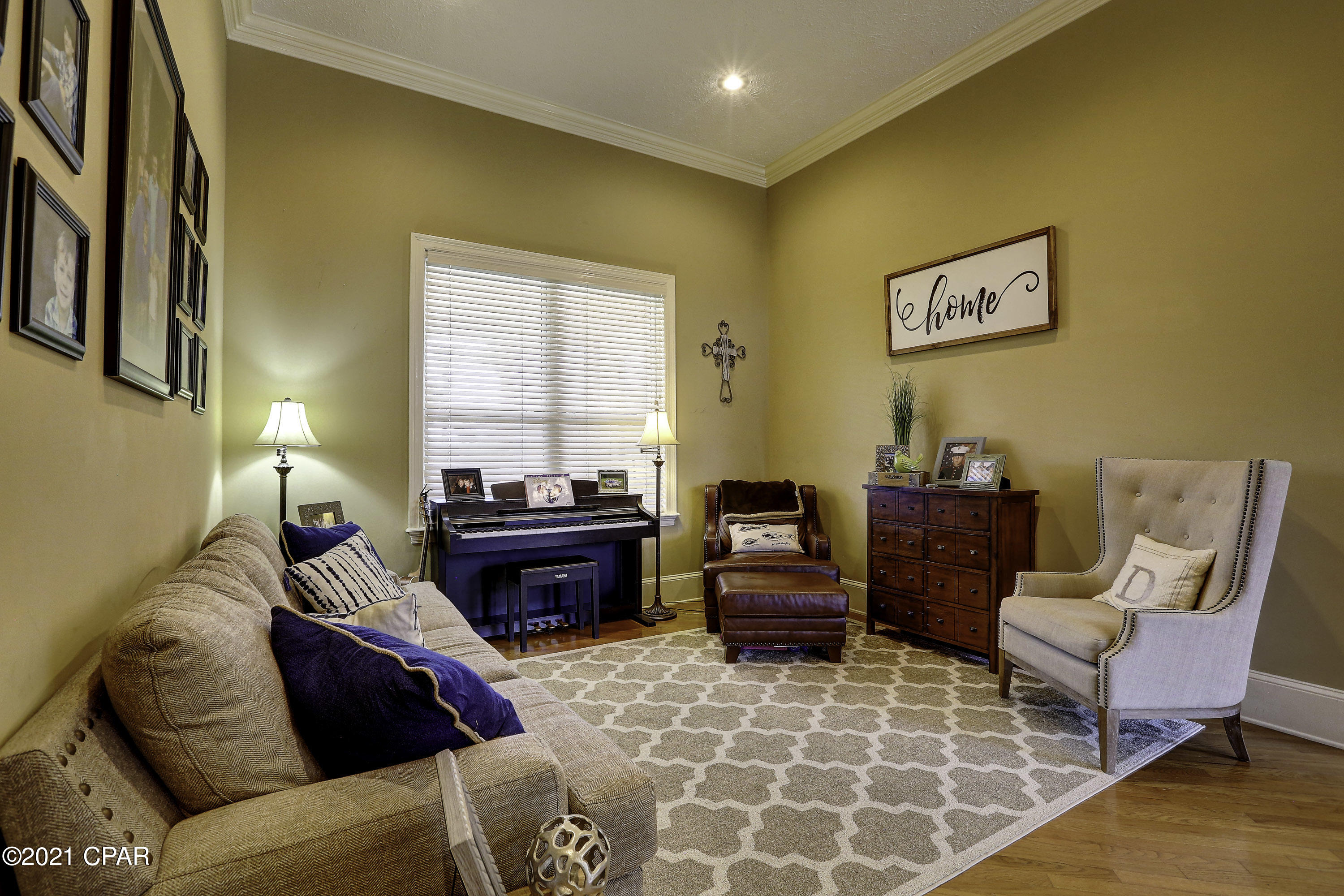 Huntington Ridge - Residential