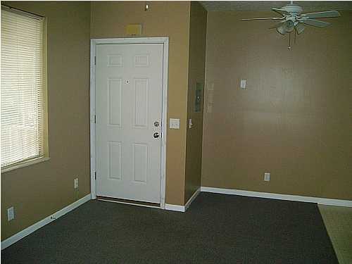 Bay Park Manor - Residential Lease