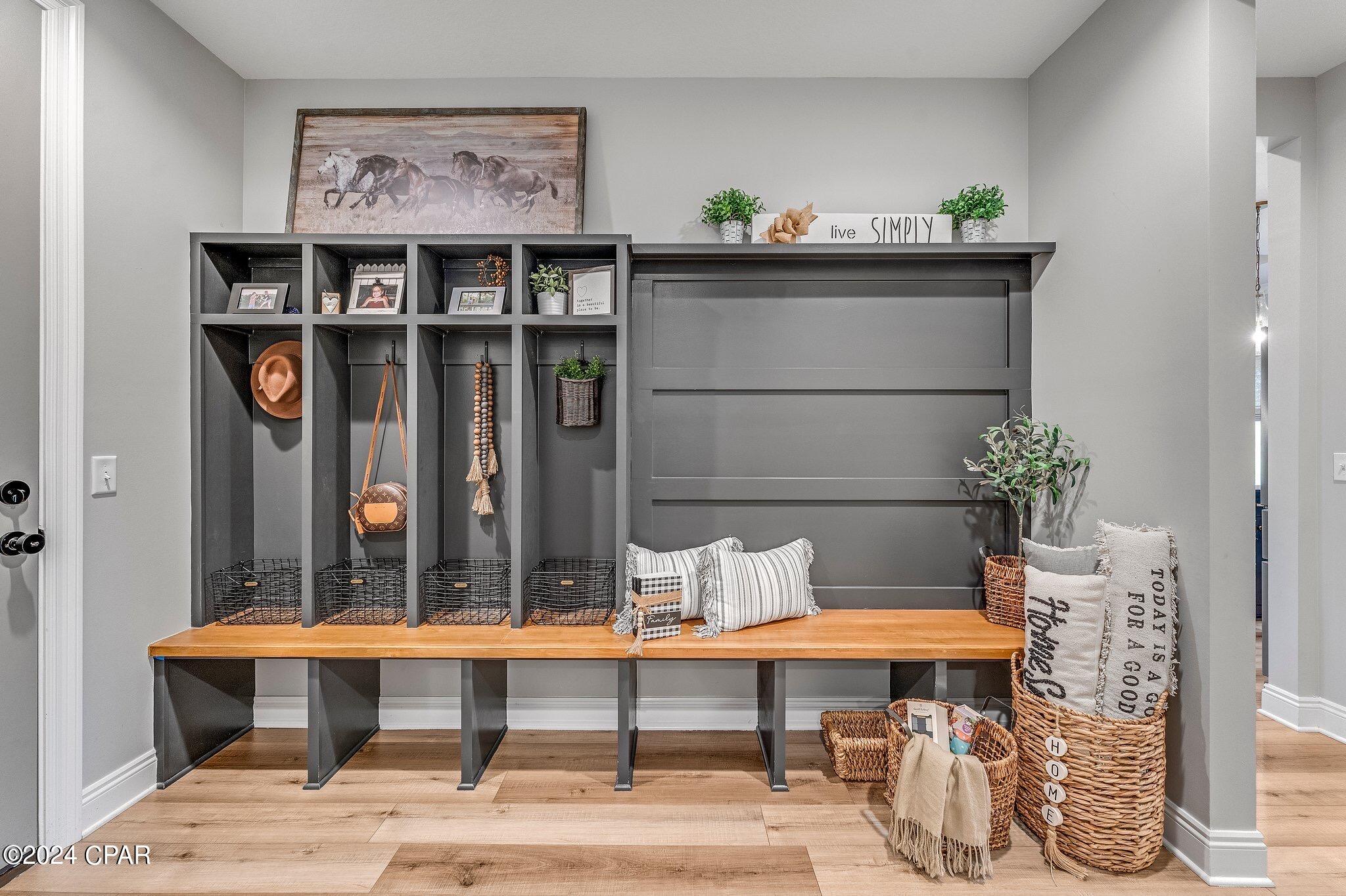 Cedar Creek At Deerpoint Lake - Residential