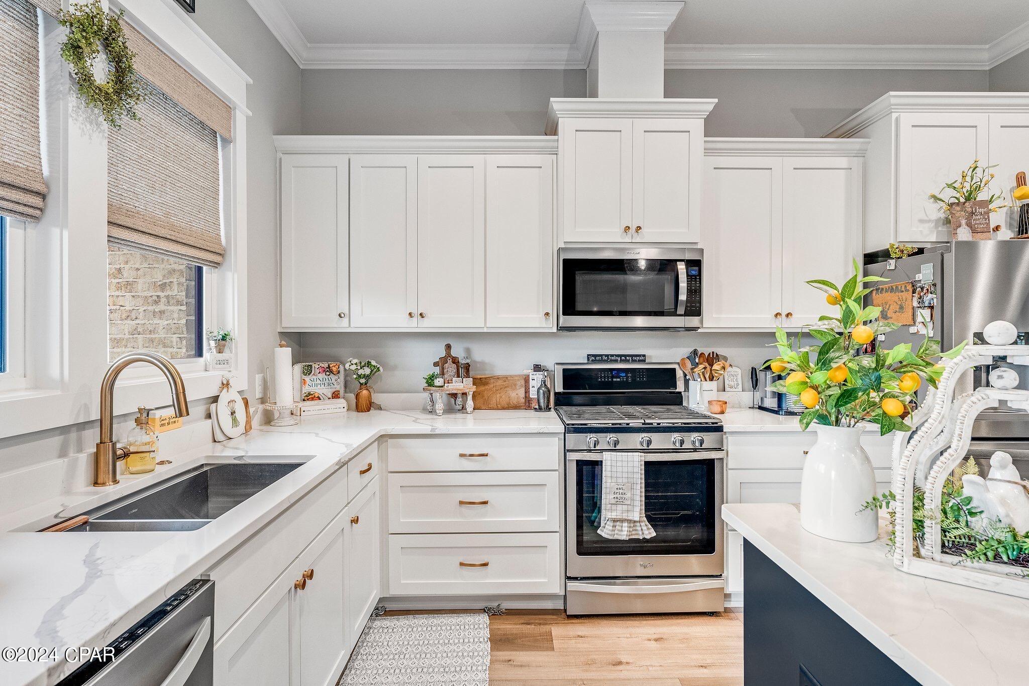 Cedar Creek At Deerpoint Lake - Residential