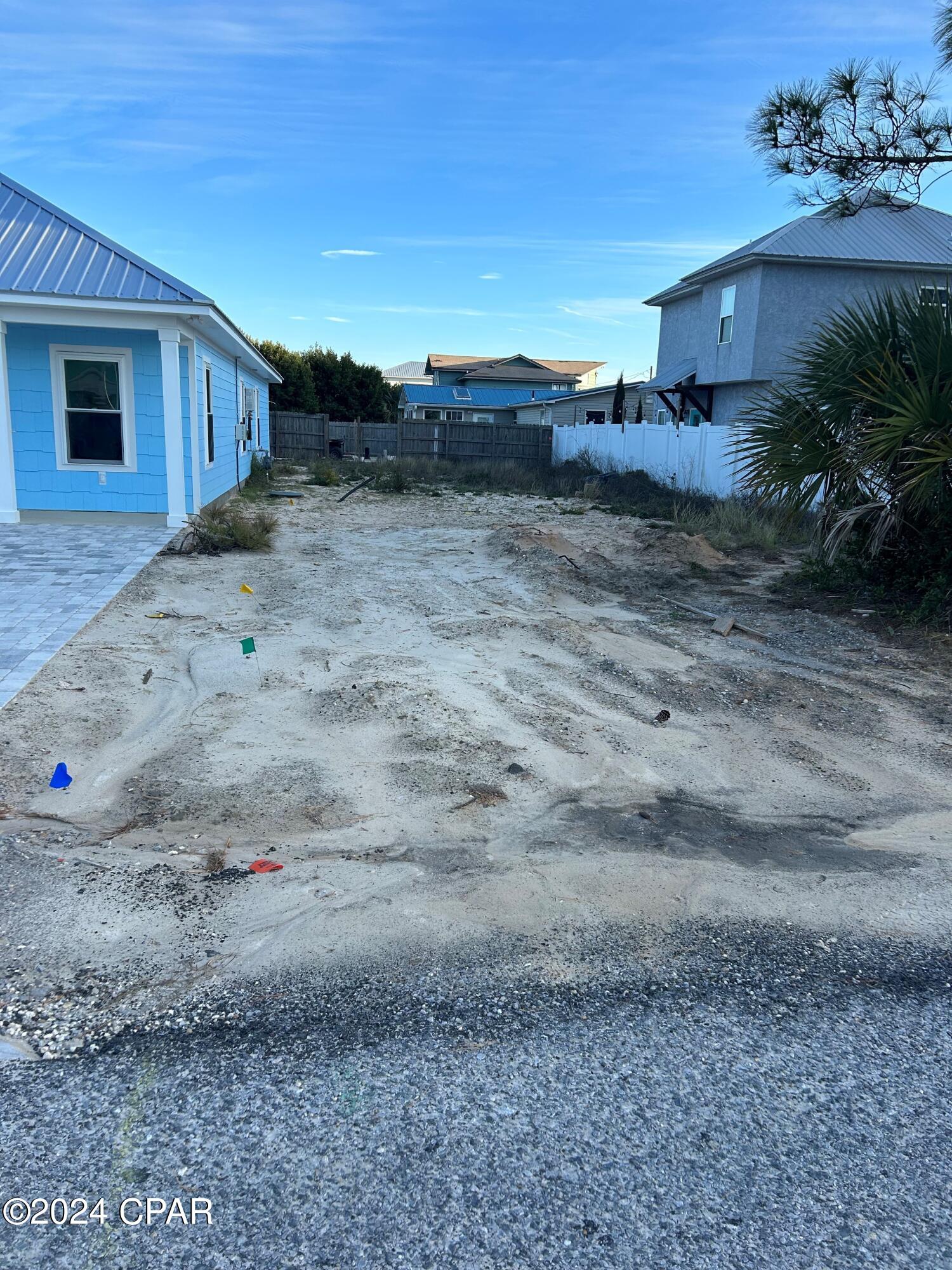 [No Recorded Subdiv] - Land