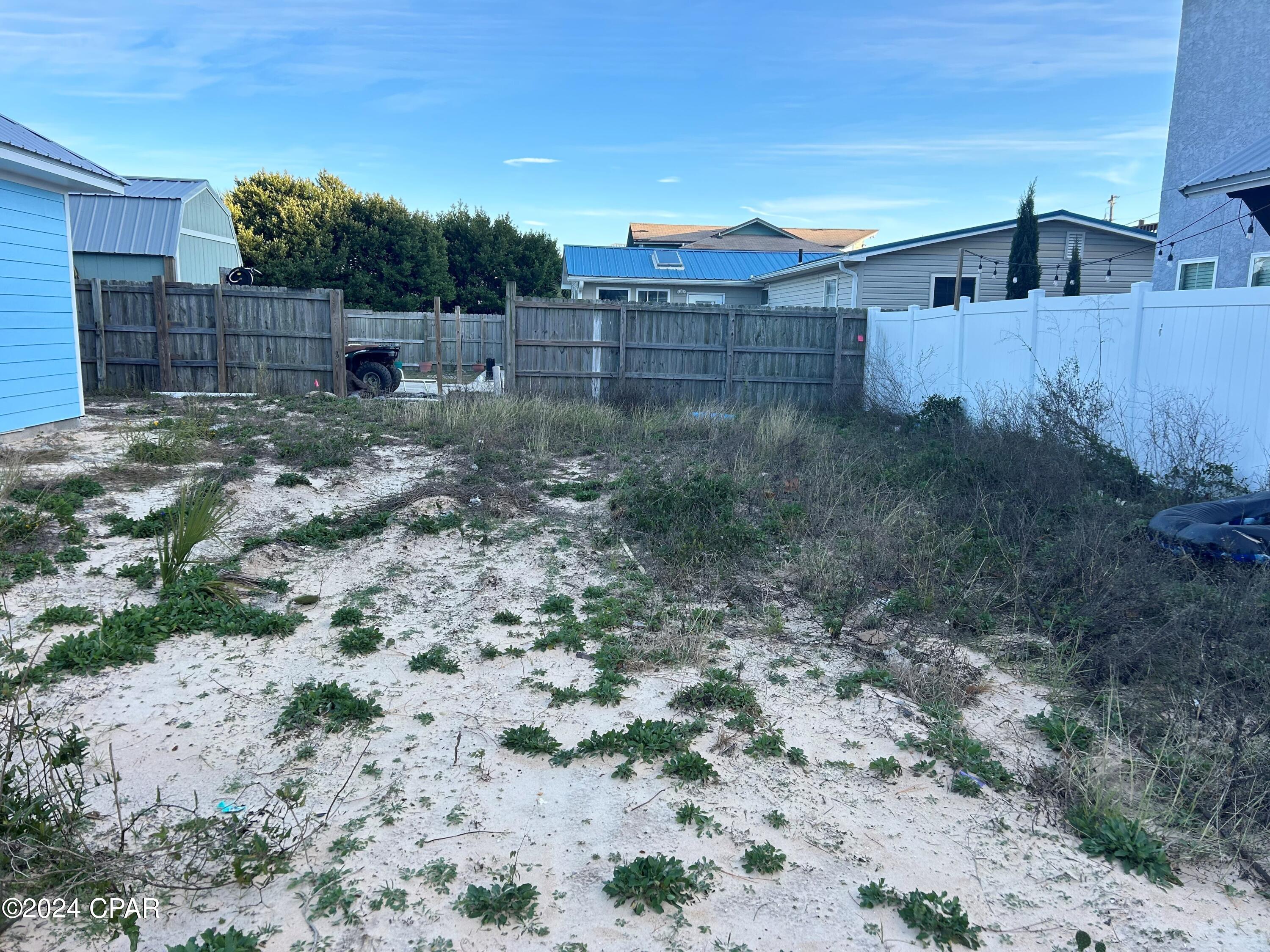 [No Recorded Subdiv] - Land