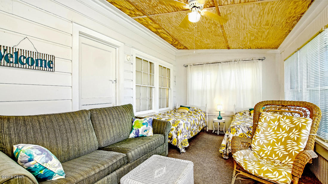 Kiska Beach - Residential