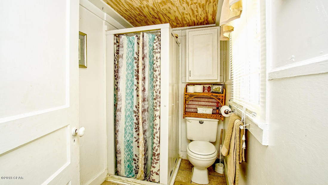 Kiska Beach - Residential